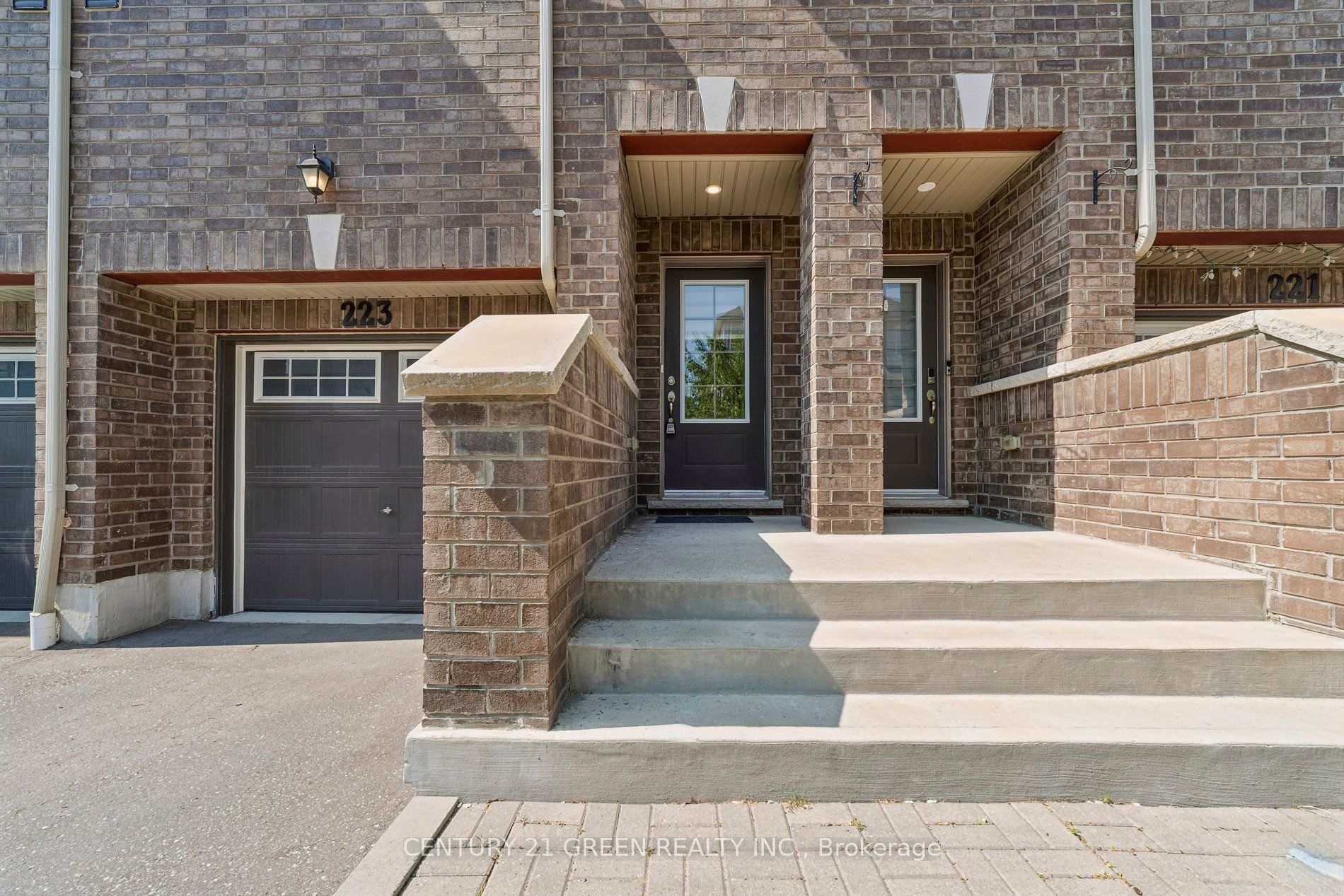 223 Danzatore Path, Oshawa, ON L1L 0P9 photo 4