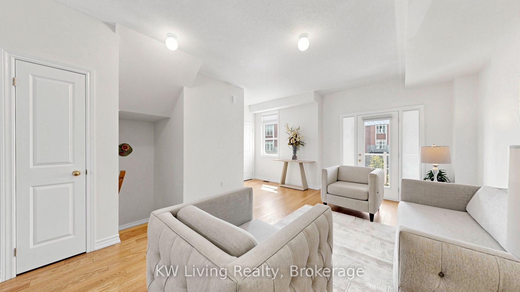 2540 William Jackson Drive 303, Pickering, ON L1X 0E4 photo 5