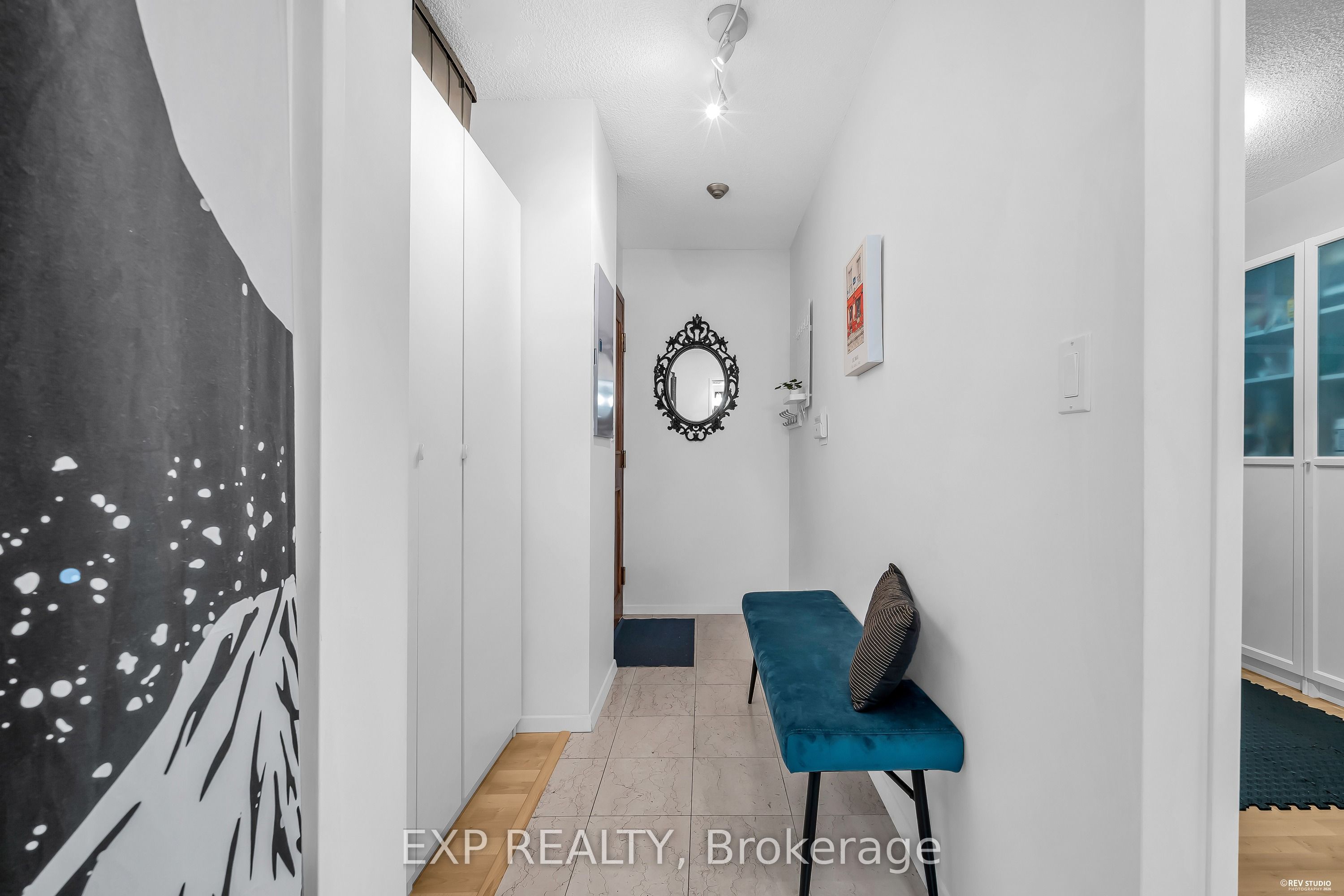 8 Lee Centre Drive N 1016, Toronto, ON M1H 3H8 photo 5