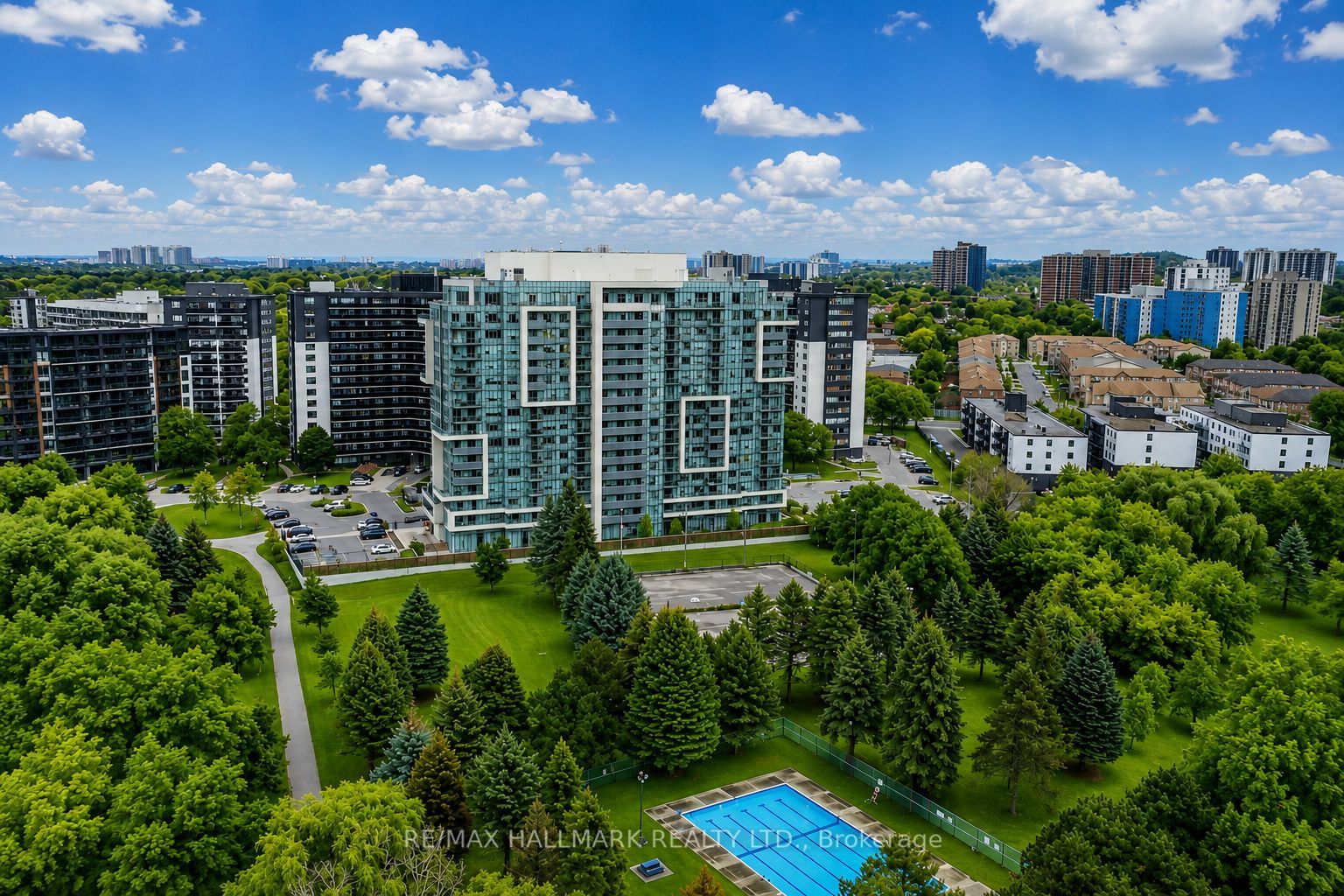1346 Danforth Road 0908, Toronto, ON M1J 0A9 photo 2