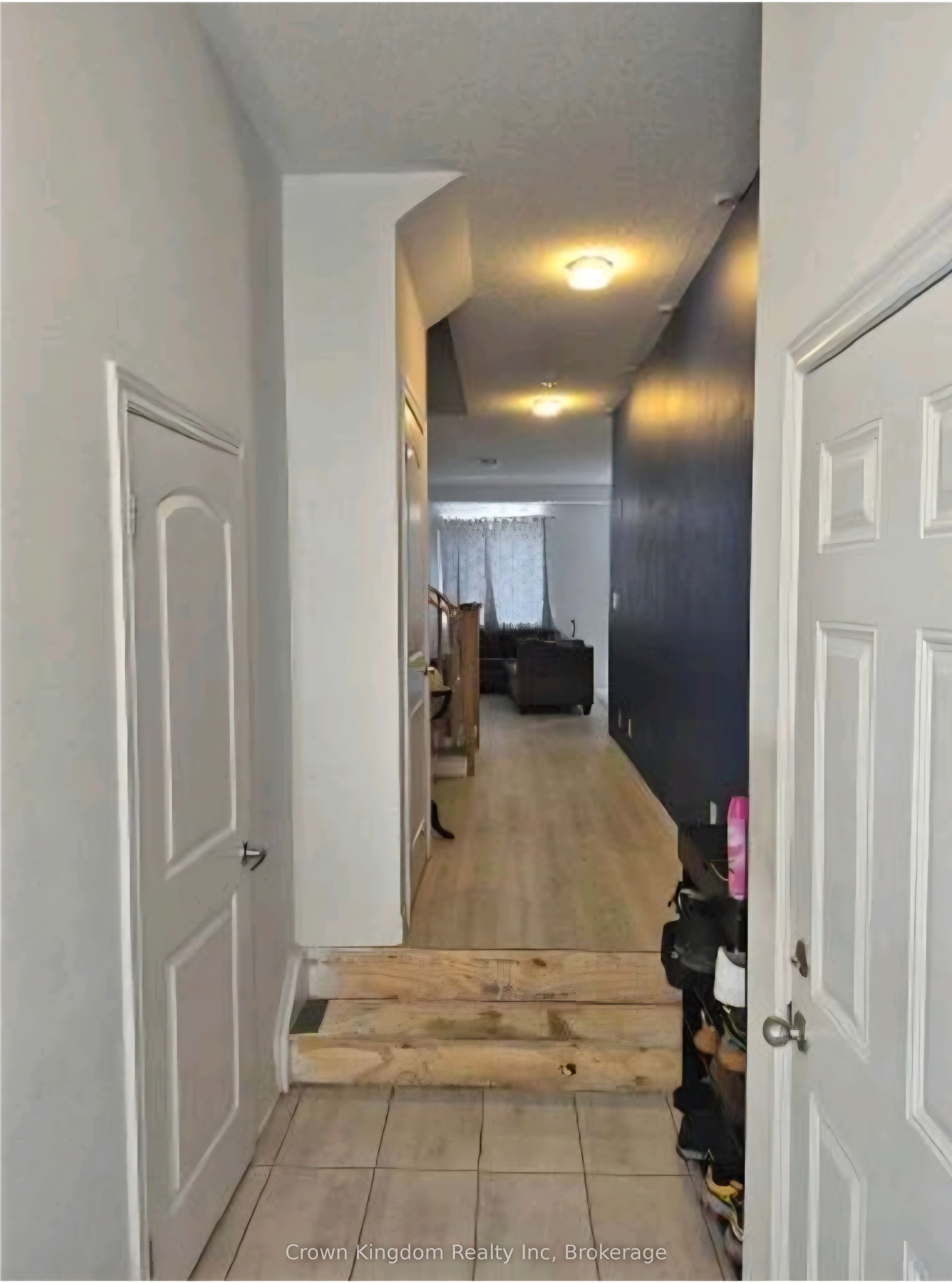 2028 Cameron Lott Crescent, Oshawa, ON L1L 0S1 photo 5
