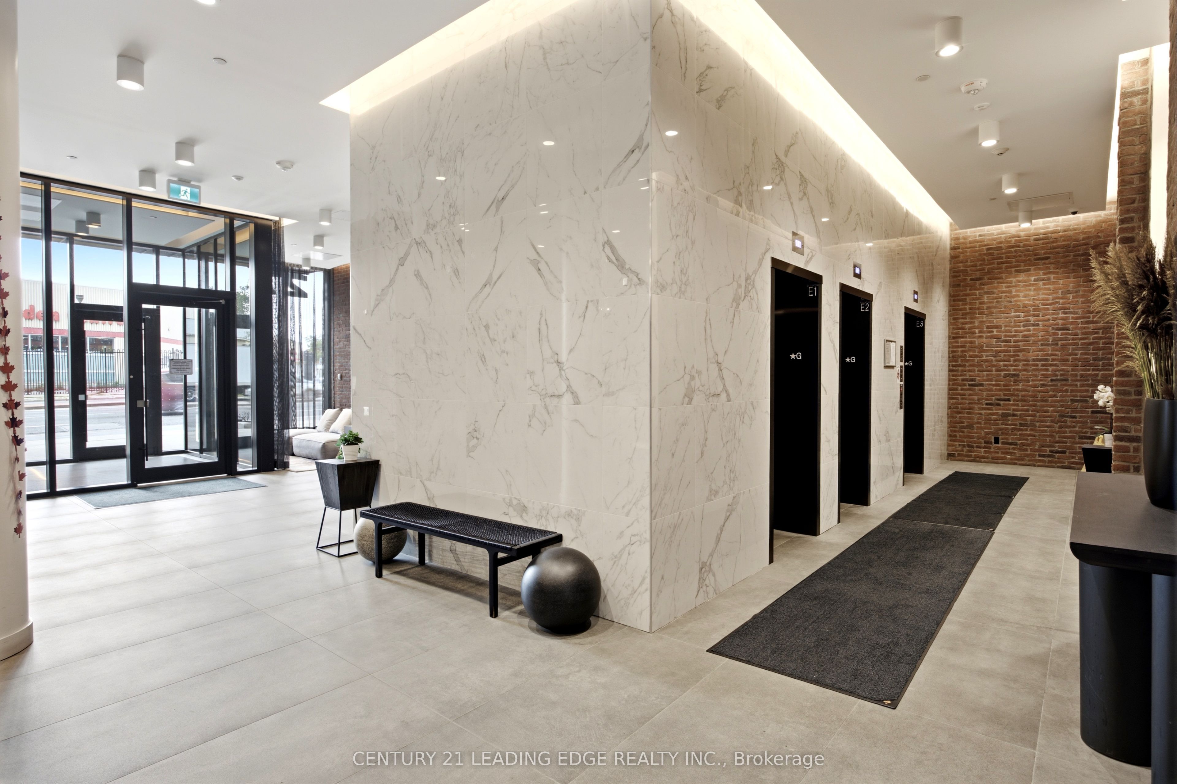 2799 Kingston Road 219, Toronto, ON M1M 0E3 photo 3