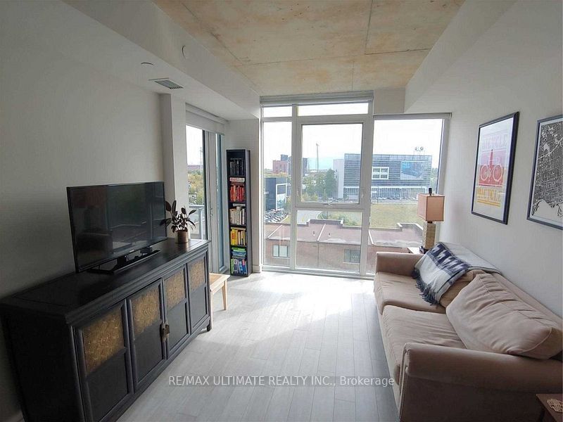 25 Baseball Place 505, Toronto, ON M4M 0E7 photo 3