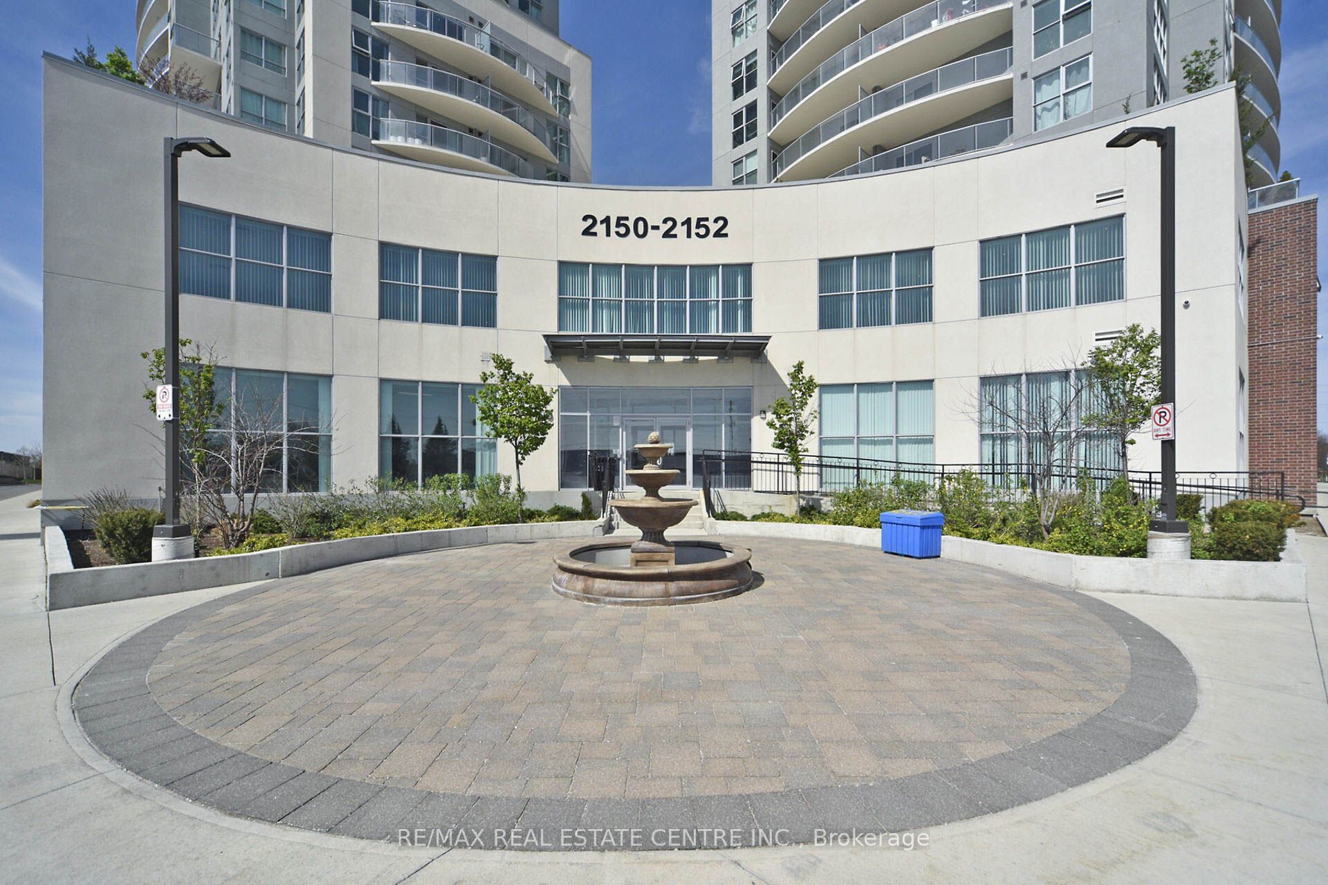 2152 Lawrence Avenue E 608, Toronto, ON M1R 3A7 photo 5