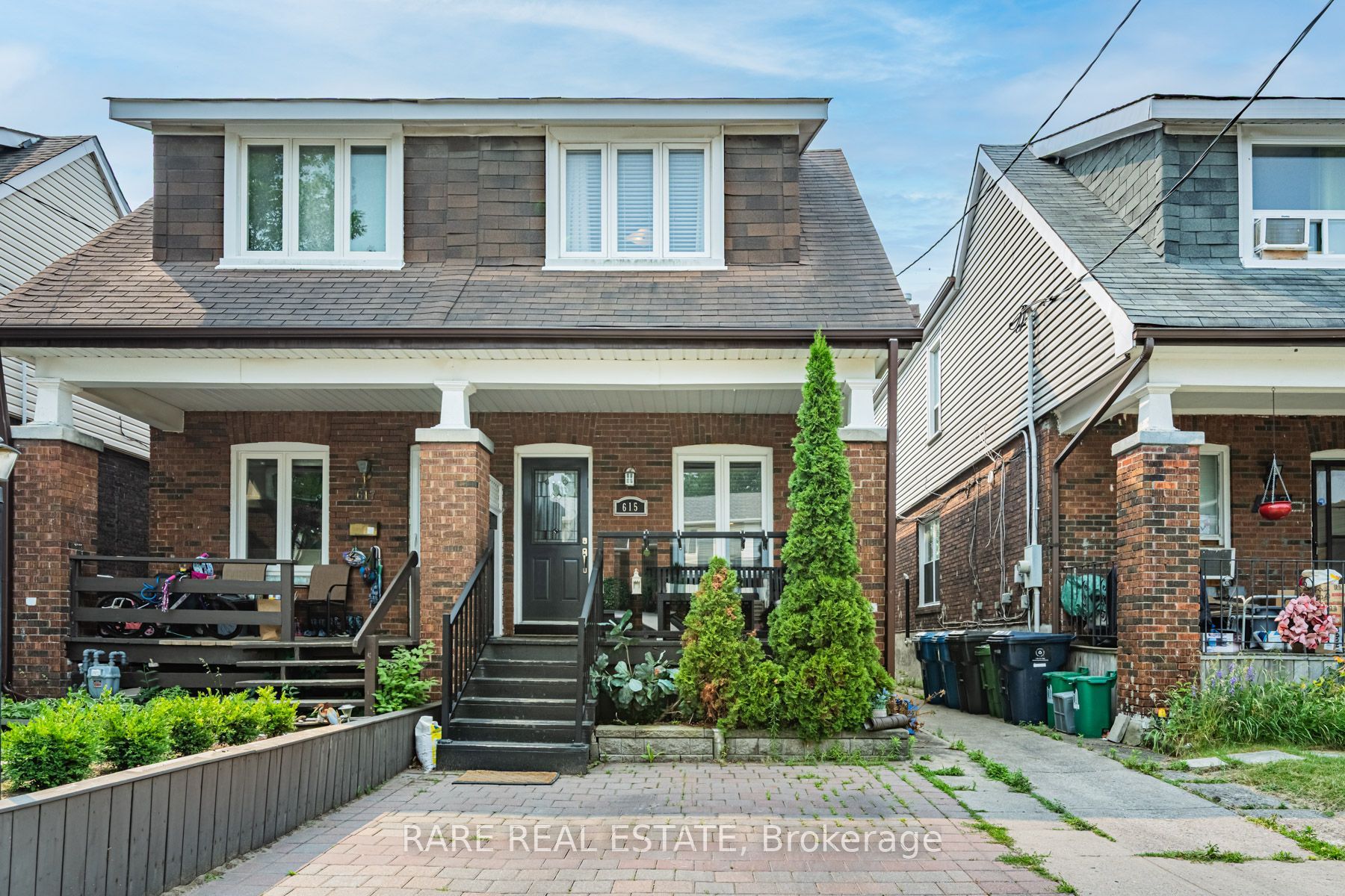 615 Miverton Boulevard, Toronto, ON M4C 1X8