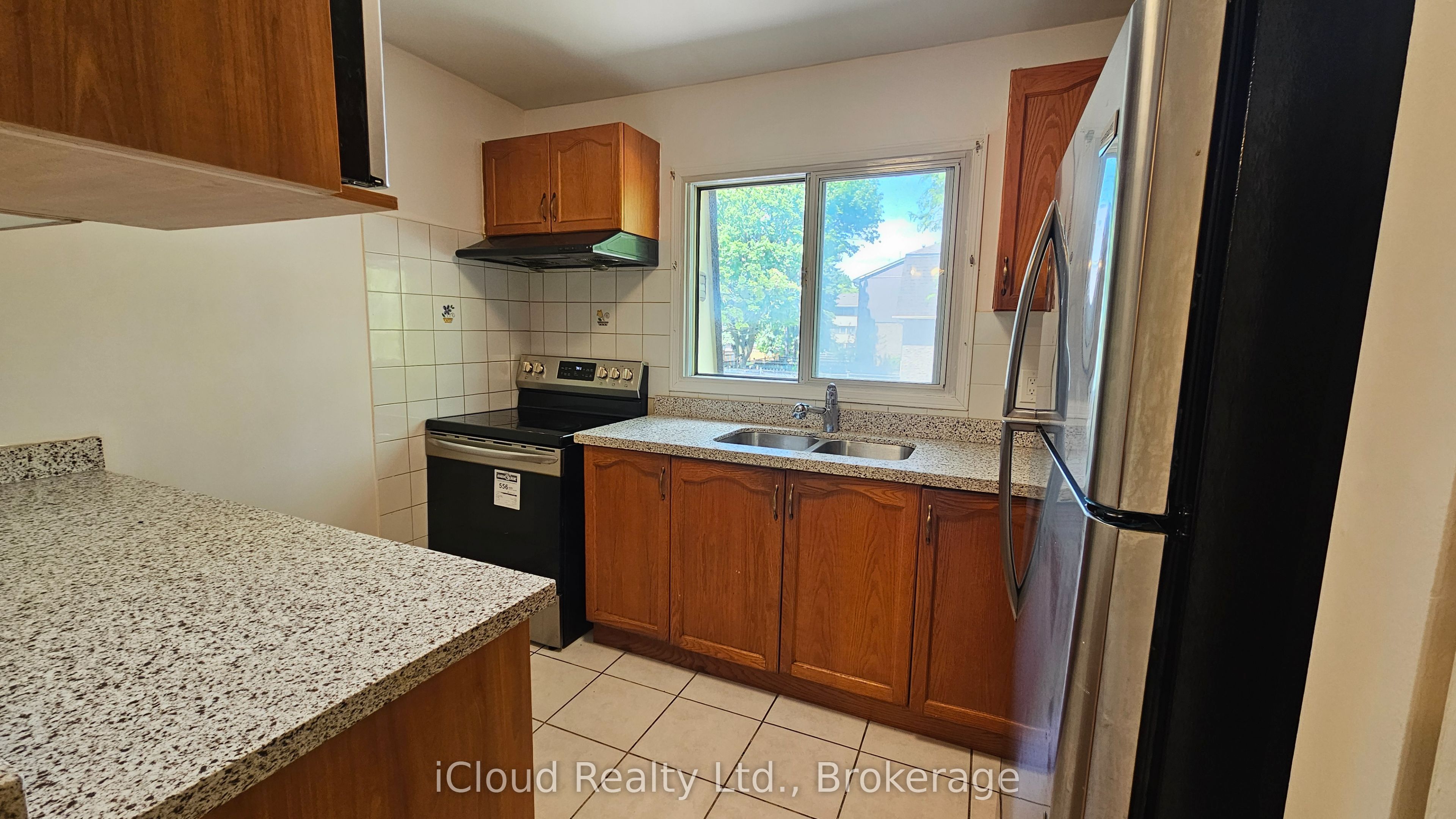 371 Orton Park 120, Toronto, ON M1G 3V1 photo 5
