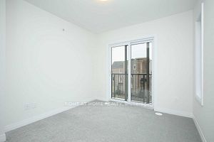 2635 William Jackson Drive 1006, Pickering, ON L1X 0E4 photo 5