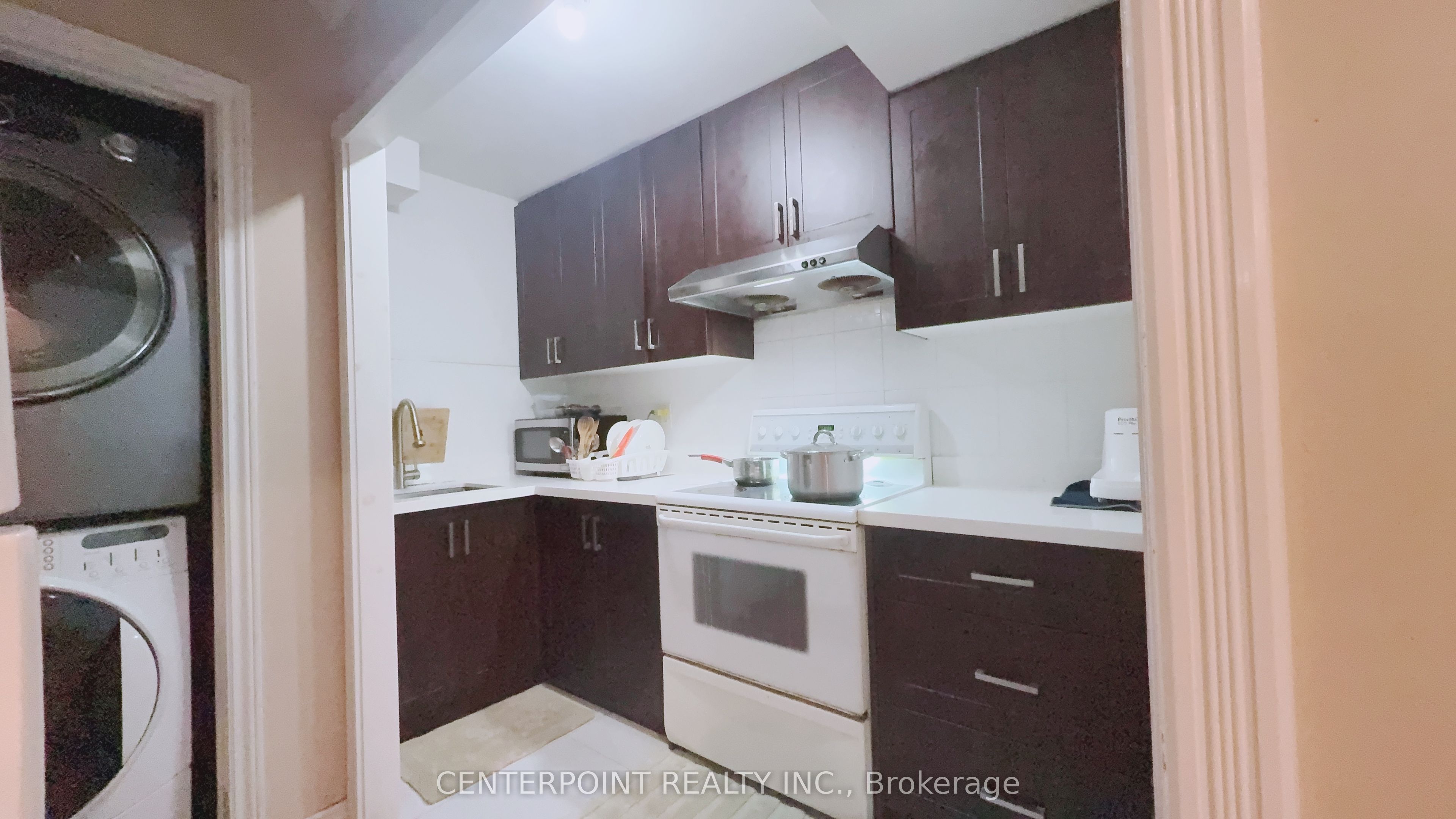 724 Hillcrest Road, Pickering, ON L1W 2P1 photo 5
