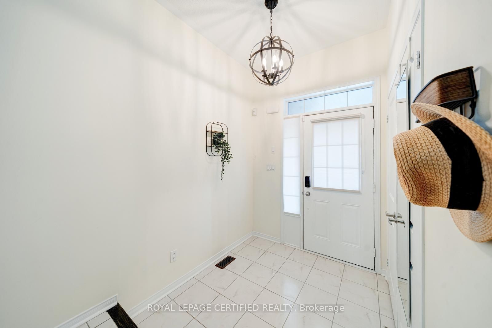71 Rimrock Crescent, Whitby, ON L1N 0E5 photo 2