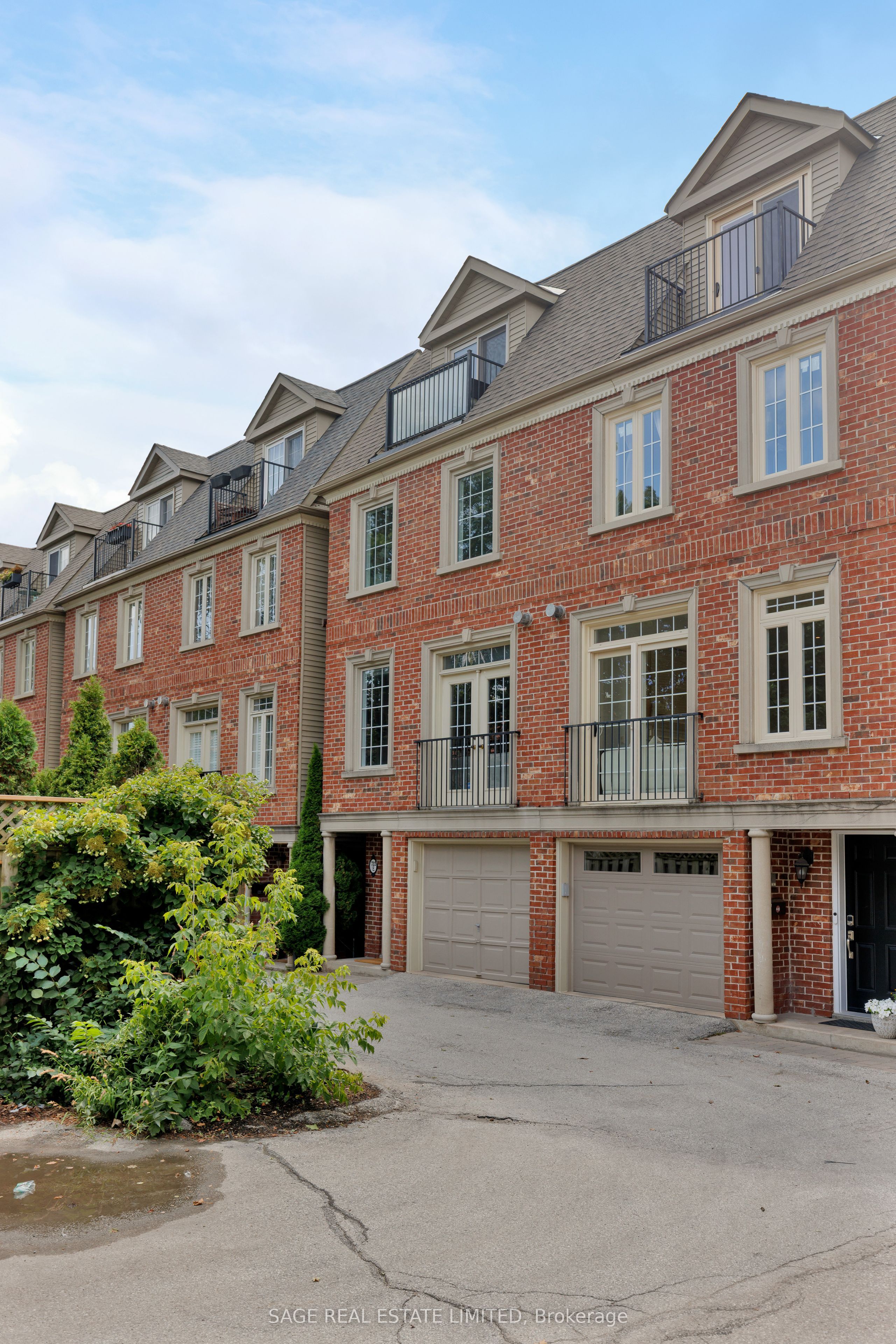 722E Kingston Road, Toronto, ON M4E 1R7 photo 4