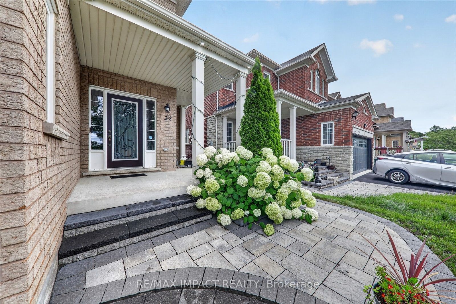 22 Canary Street, Whitby, ON L1R 0K2 photo 4