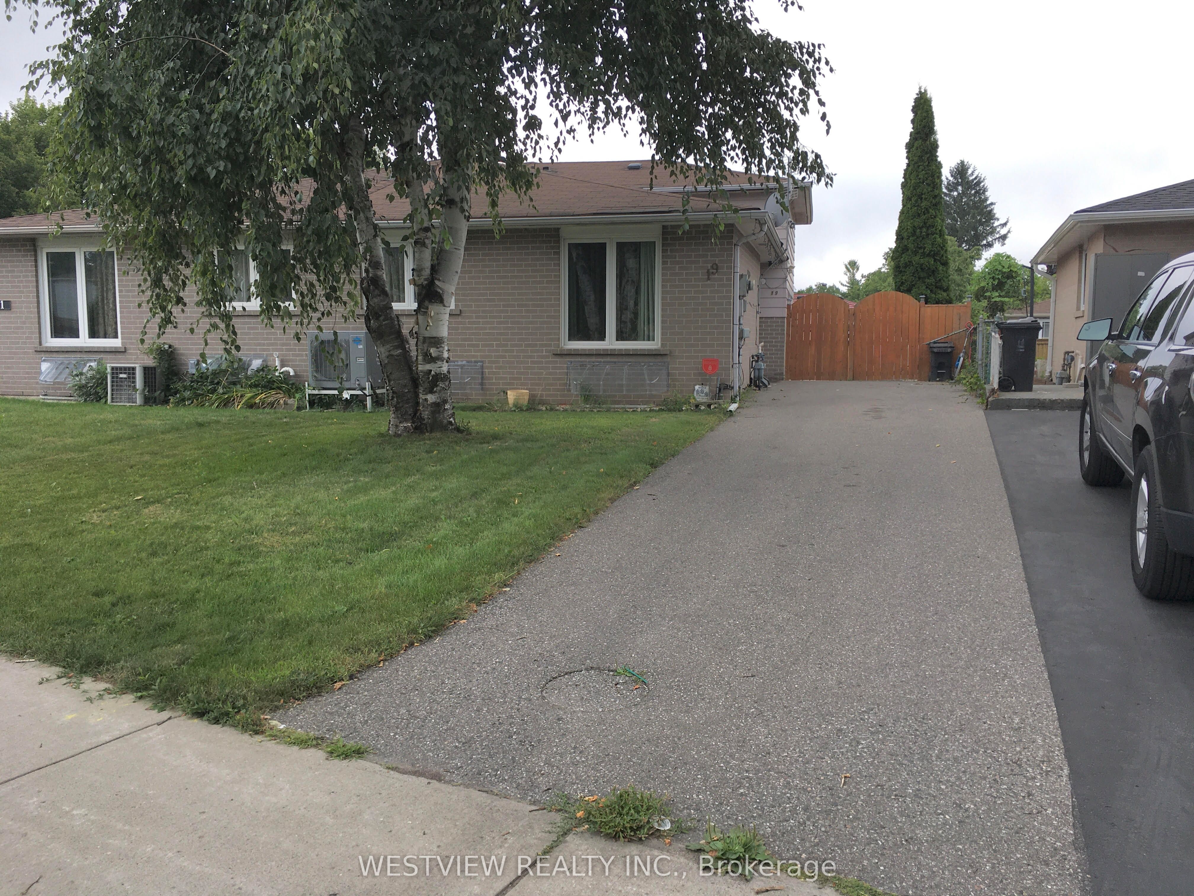 19 Coxworth Crescent, Toronto, ON M1B 1E2