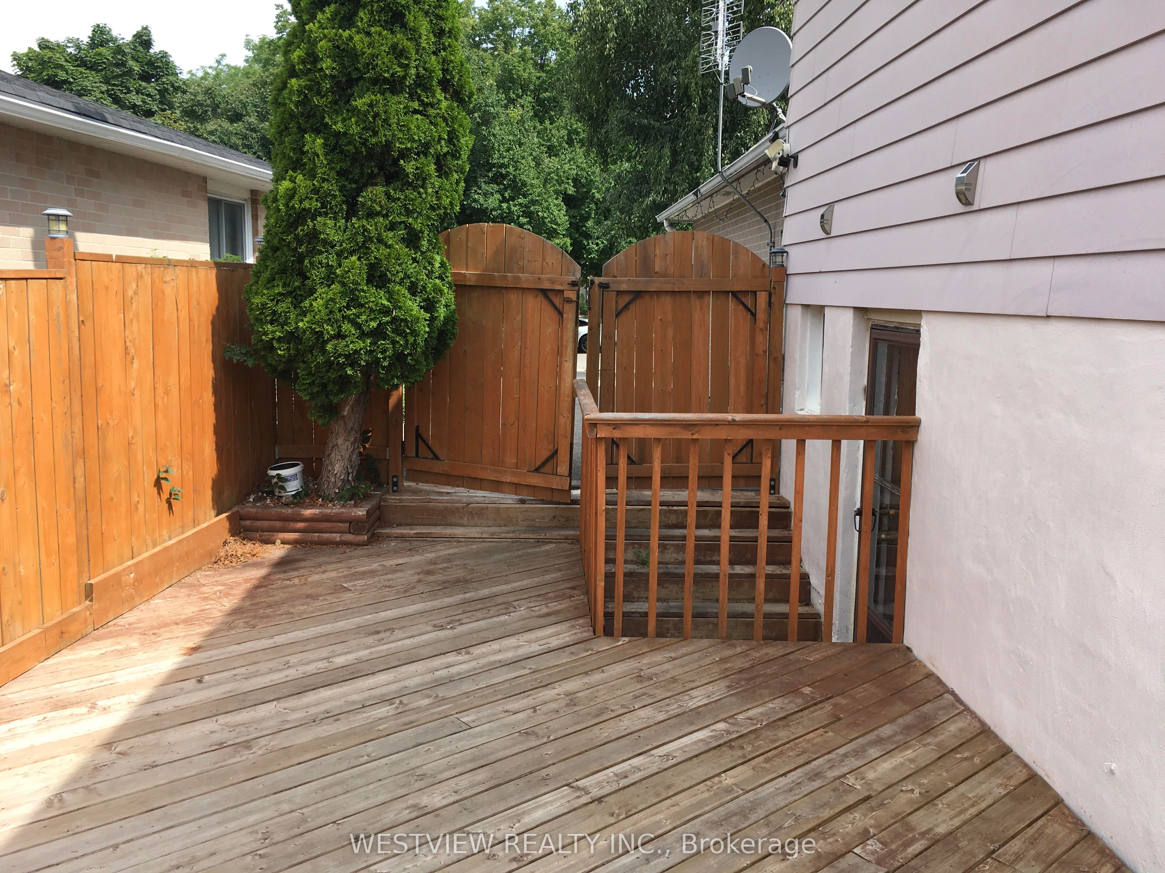 19 Coxworth Crescent, Toronto, ON M1B 1E2 photo 2