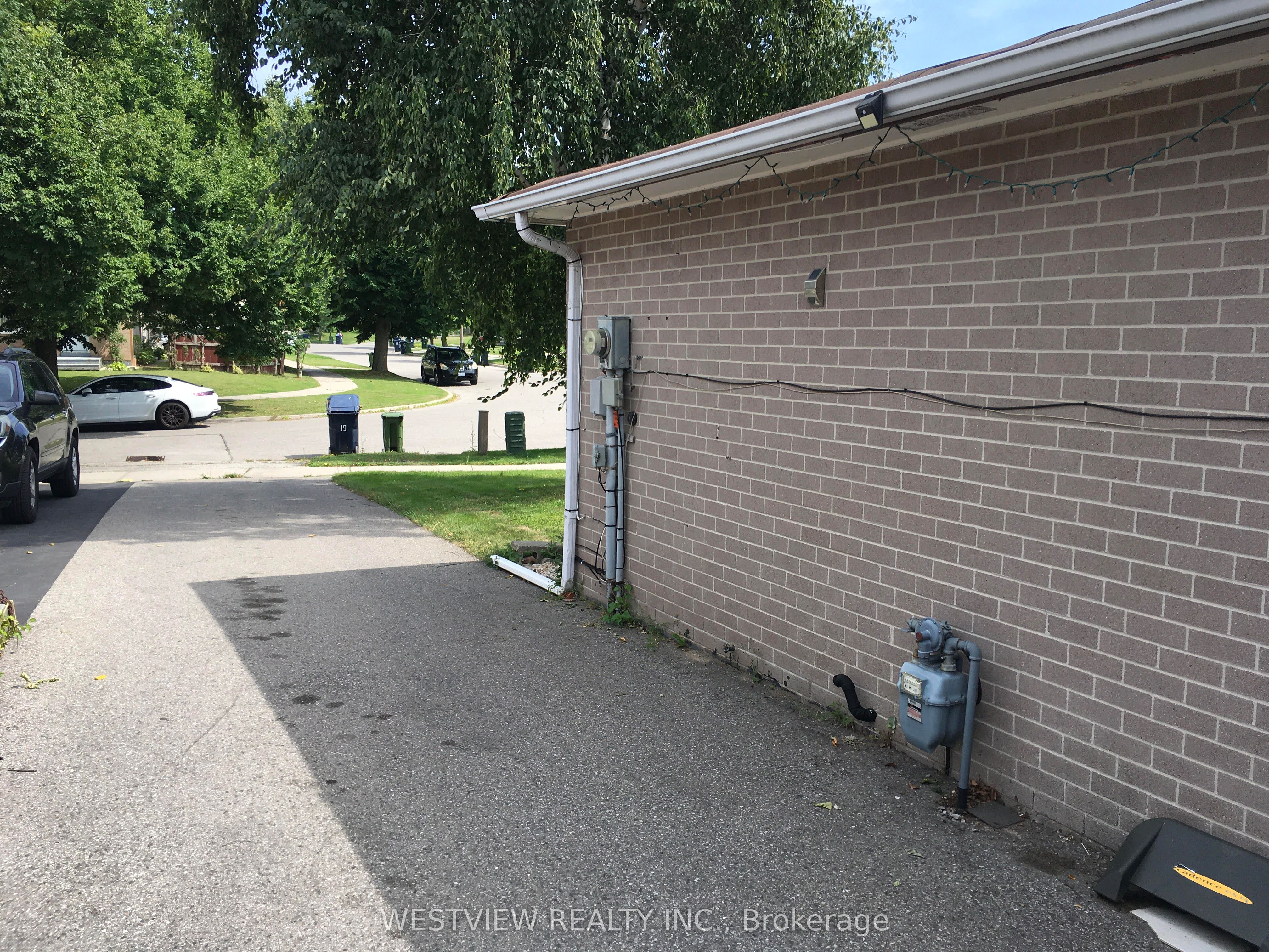 19 Coxworth Crescent, Toronto, ON M1B 1E2 photo 4