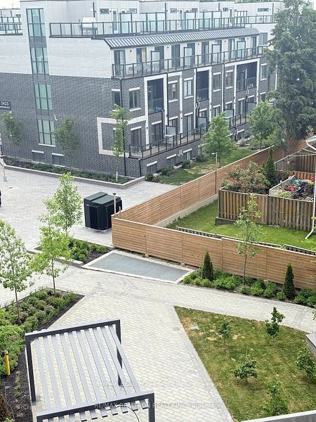 3421 Sheppard Avenue 201, Toronto, ON M1T 3K5 photo 2