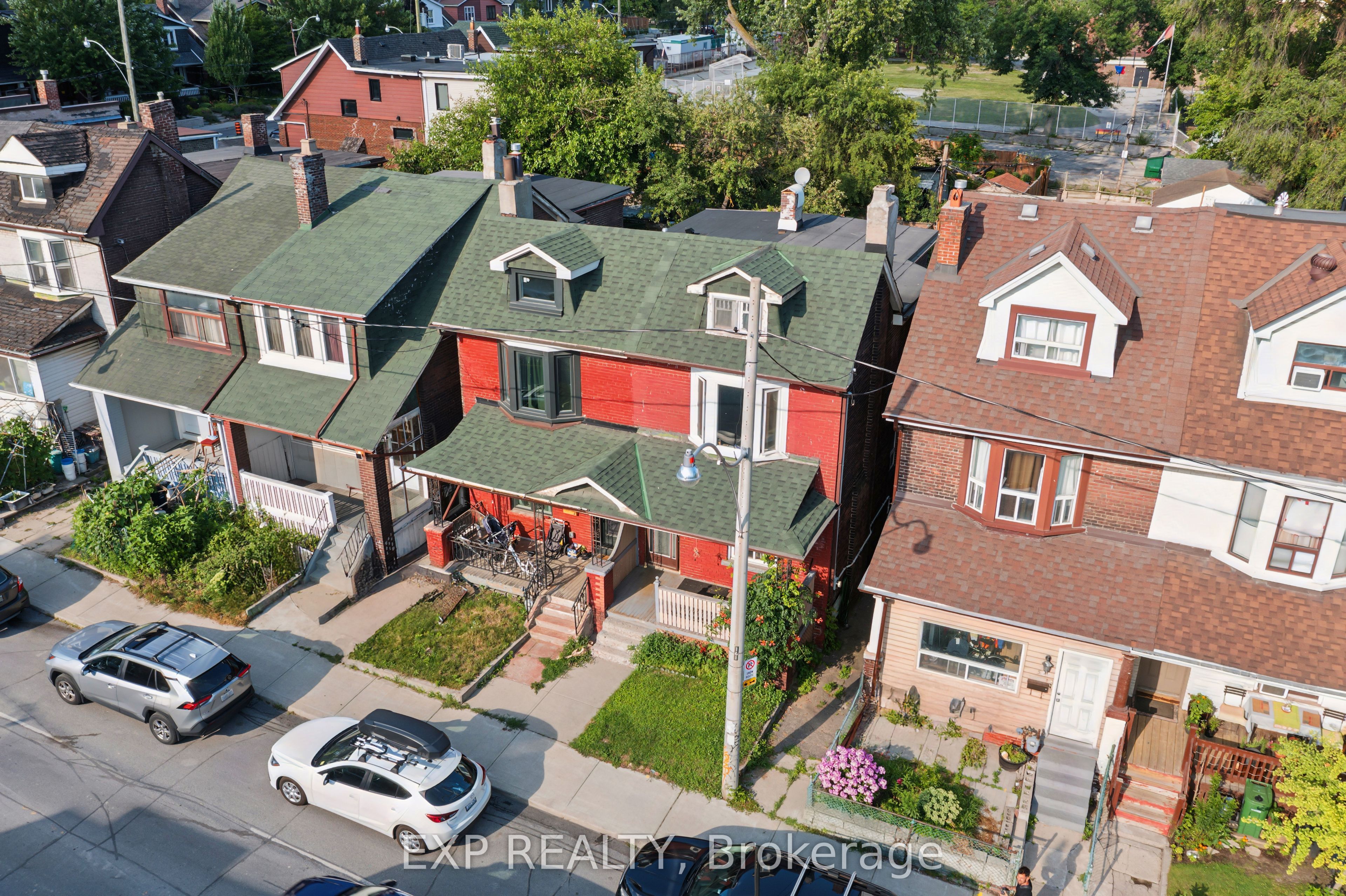 511 Carlaw Avenue, Toronto, ON M4K 3J3 photo 2