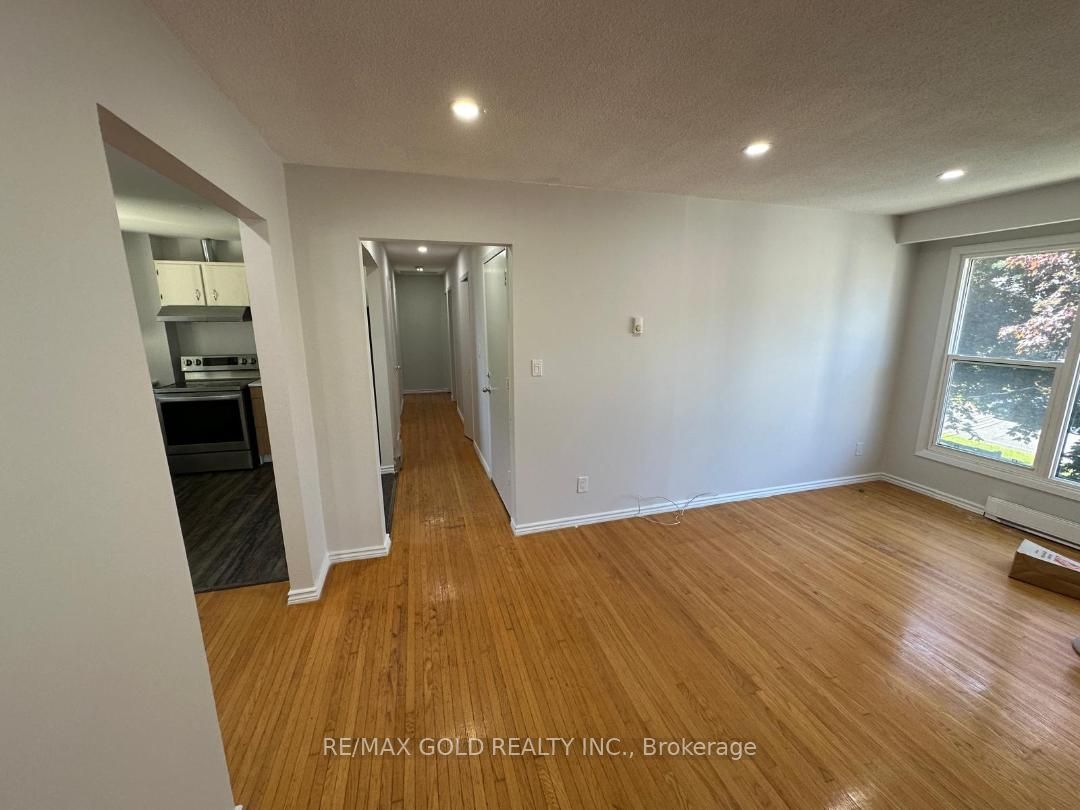 515 Stone Street Basement Unit, Oshawa, ON L1J 1A4 photo 5