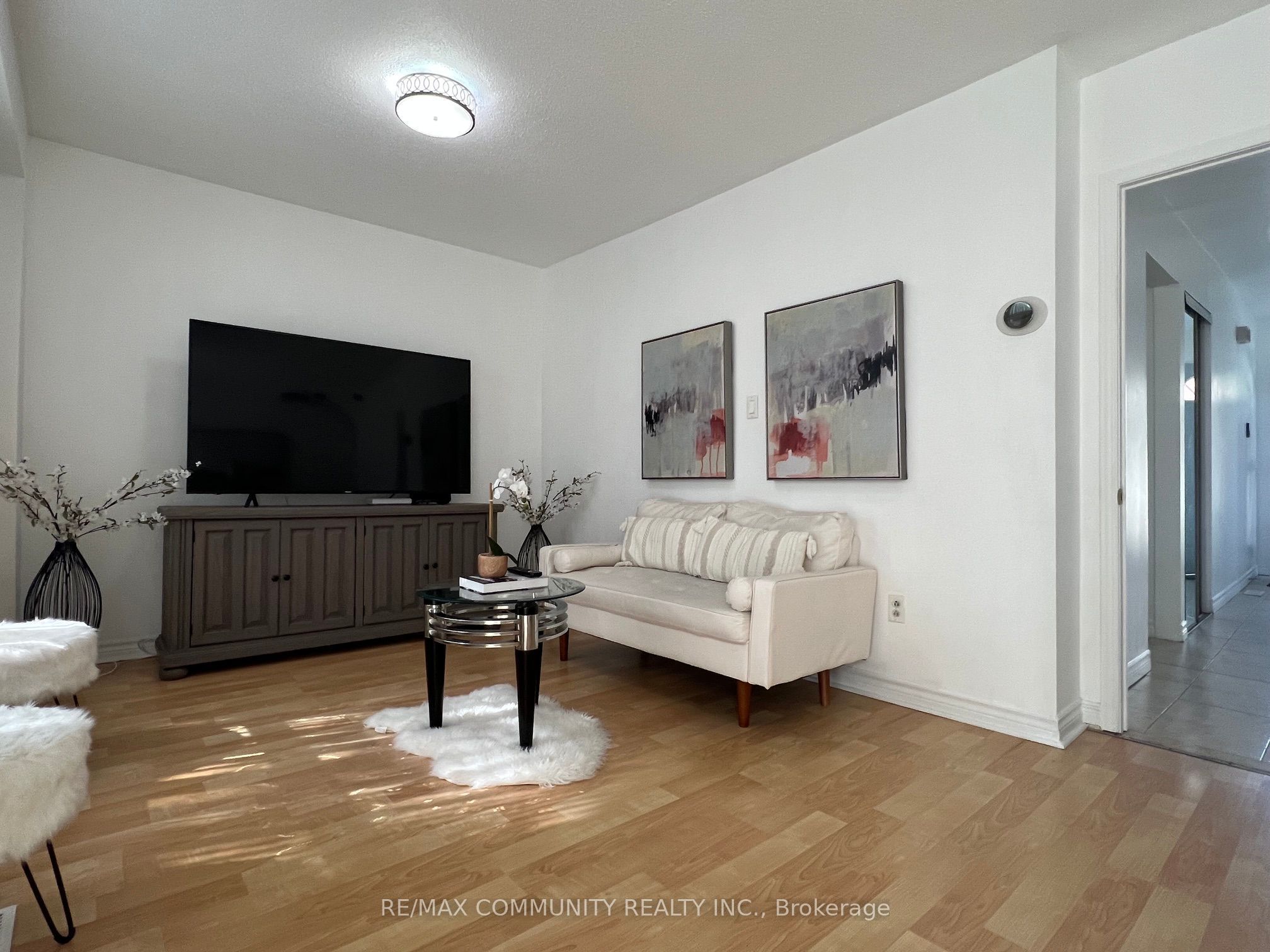 284 Sprucewood Court, Toronto, ON M1W 1P8 photo 4