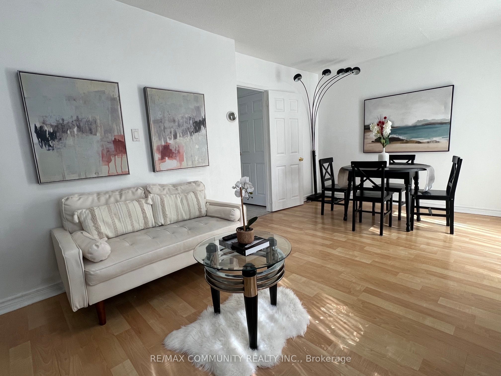 284 Sprucewood Court, Toronto, ON M1W 1P8 photo 5