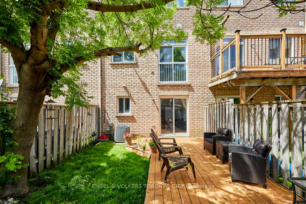 94 Wilkie Lane, Ajax, ON L1S 7S4 photo 5