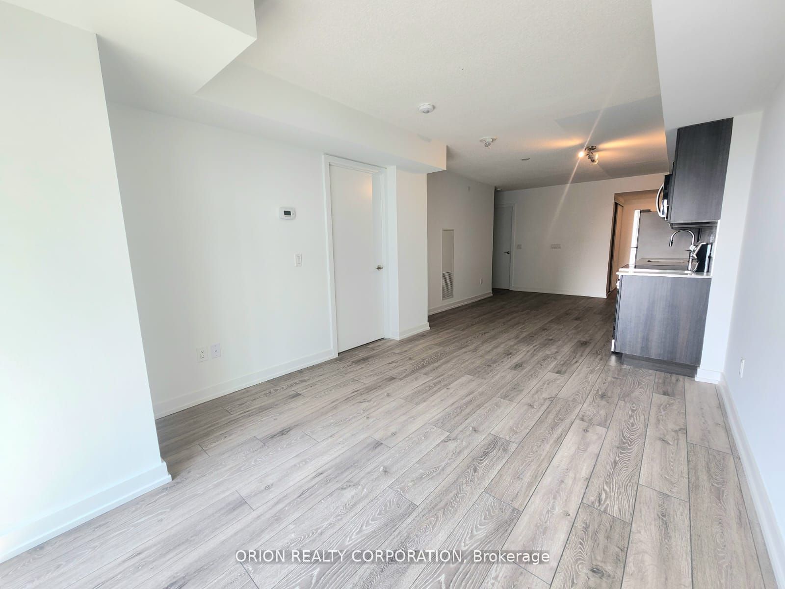 1455 Celebration Drive 1304, Pickering, ON L1W 0C3 photo 5