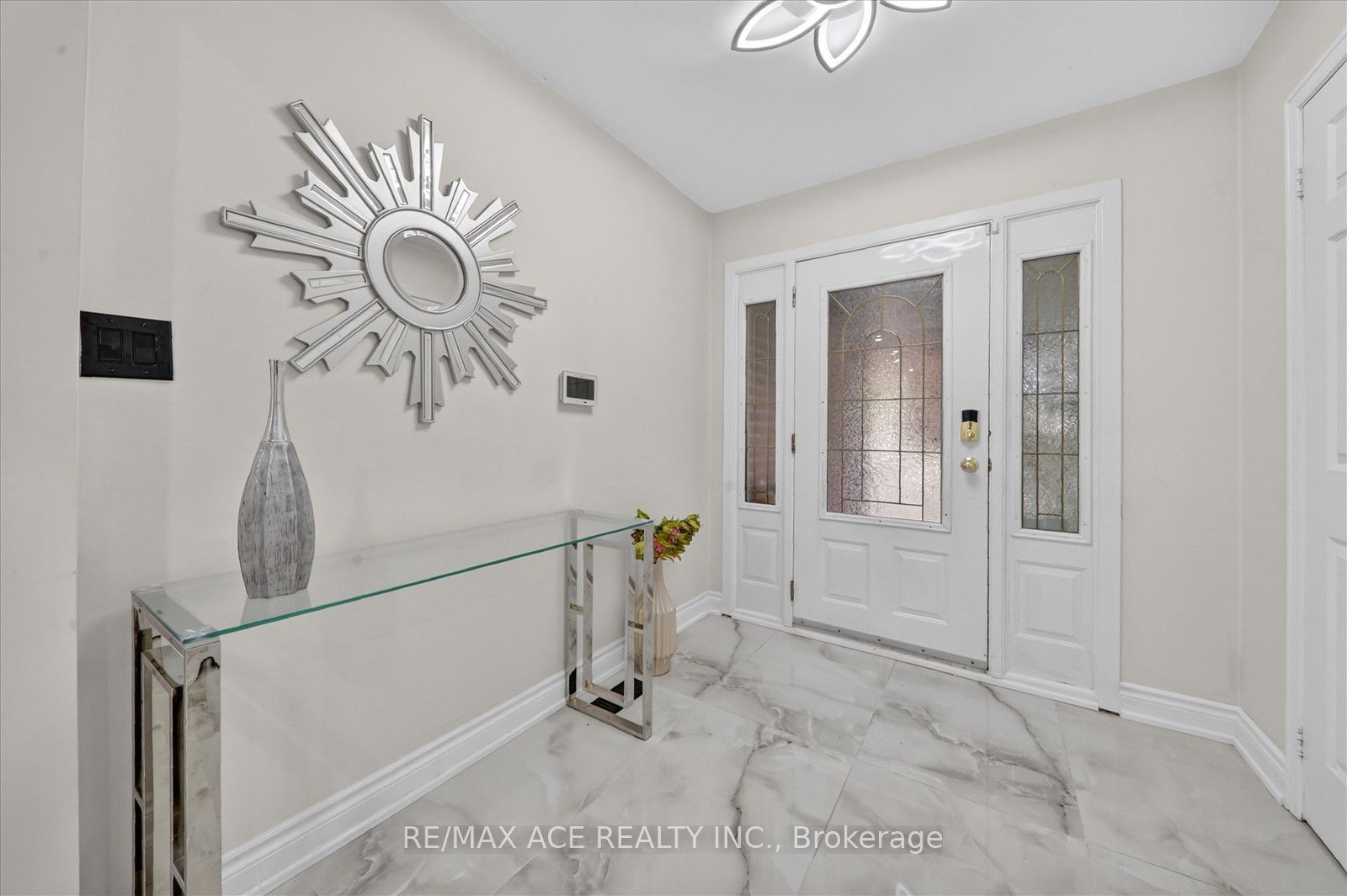 4 Beaumont Drive, Ajax, ON L1T 1R9 photo 4