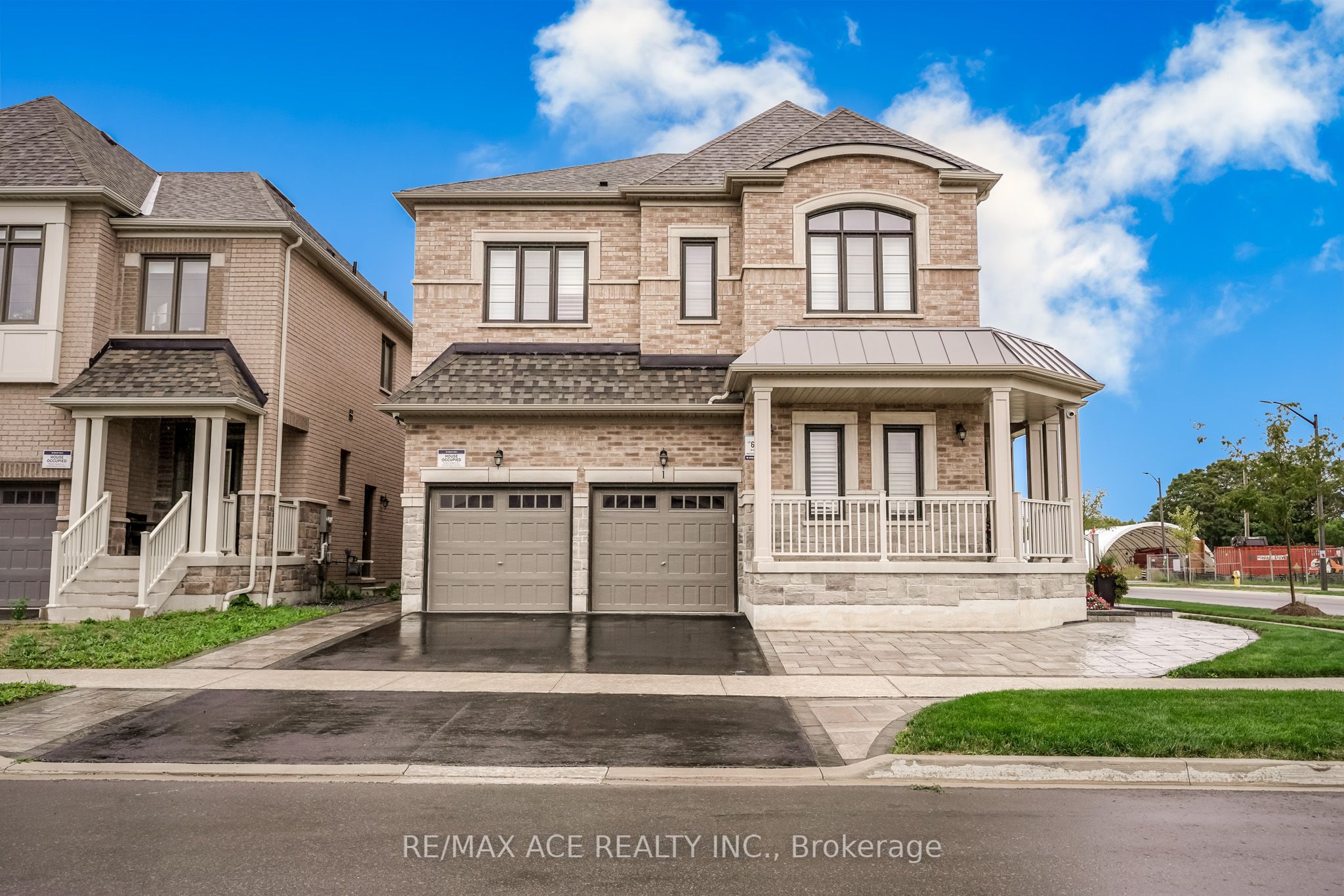 1 Macpherson Street, Whitby, ON L1P 0N4 photo 3