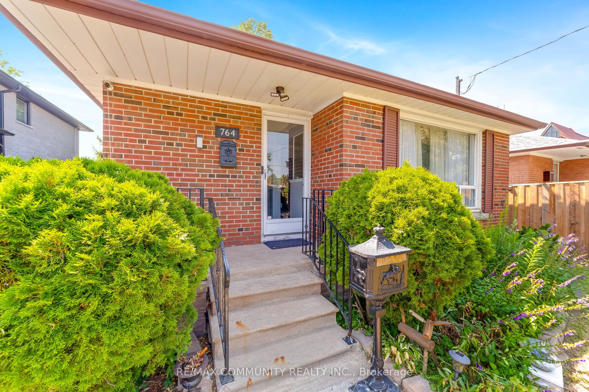 764 Brimley Road, Toronto, ON M1J 1C6 photo 5