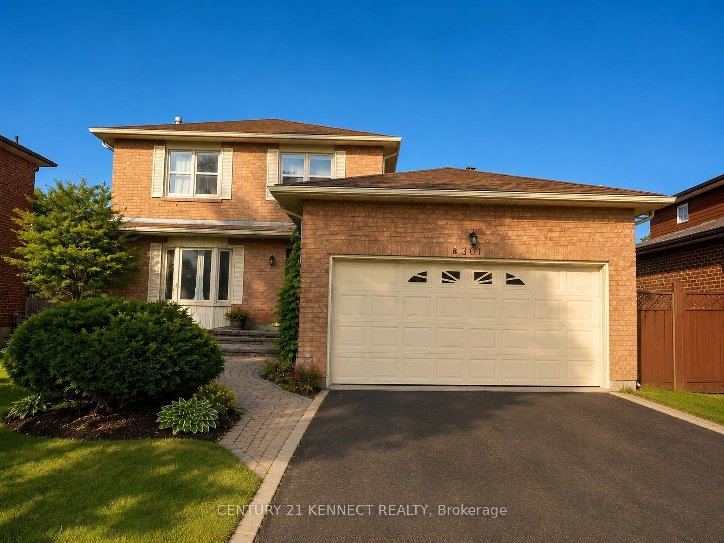 301 Glen Hill Drive, Whitby, ON L1N 7J6 photo 5