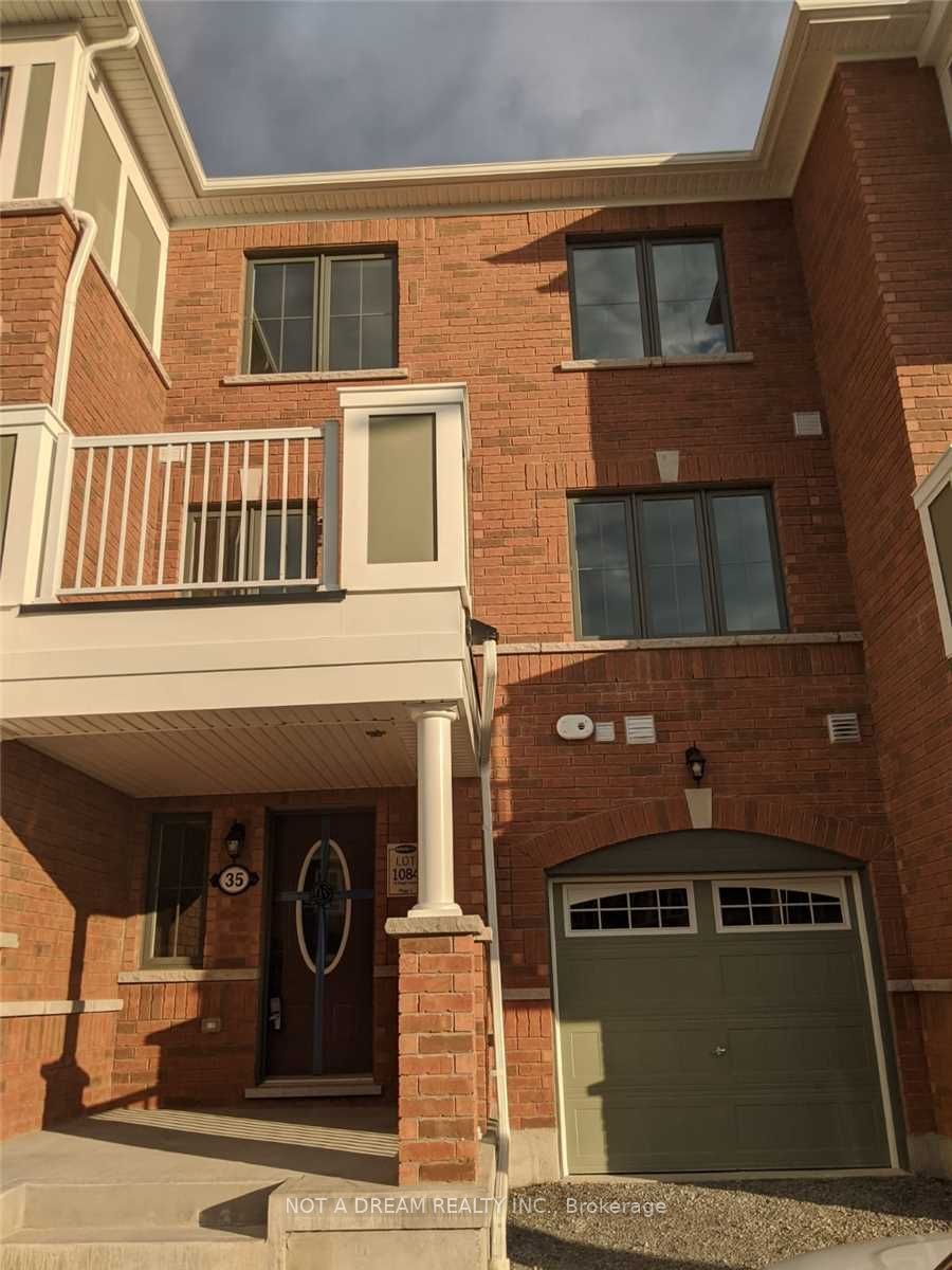 35 Bluegill Crescent, Whitby, ON L1P 0E4 photo 3
