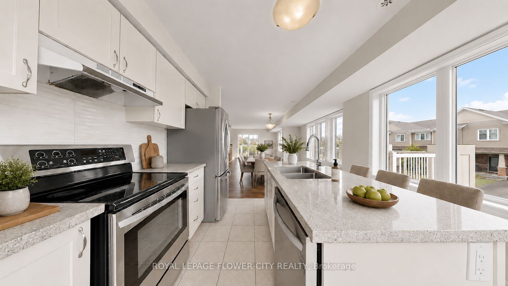 2500 Hill Rise Court 2, Oshawa, ON L1L 0M6 photo 4