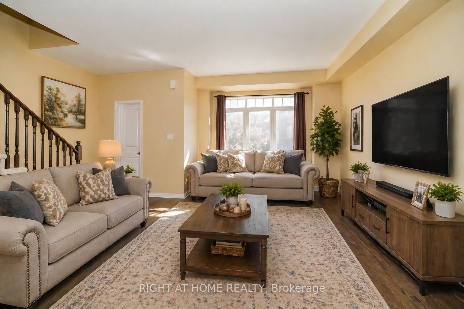 48 Curran Hall Crescent, Toronto, ON M1G 0A2 photo 2