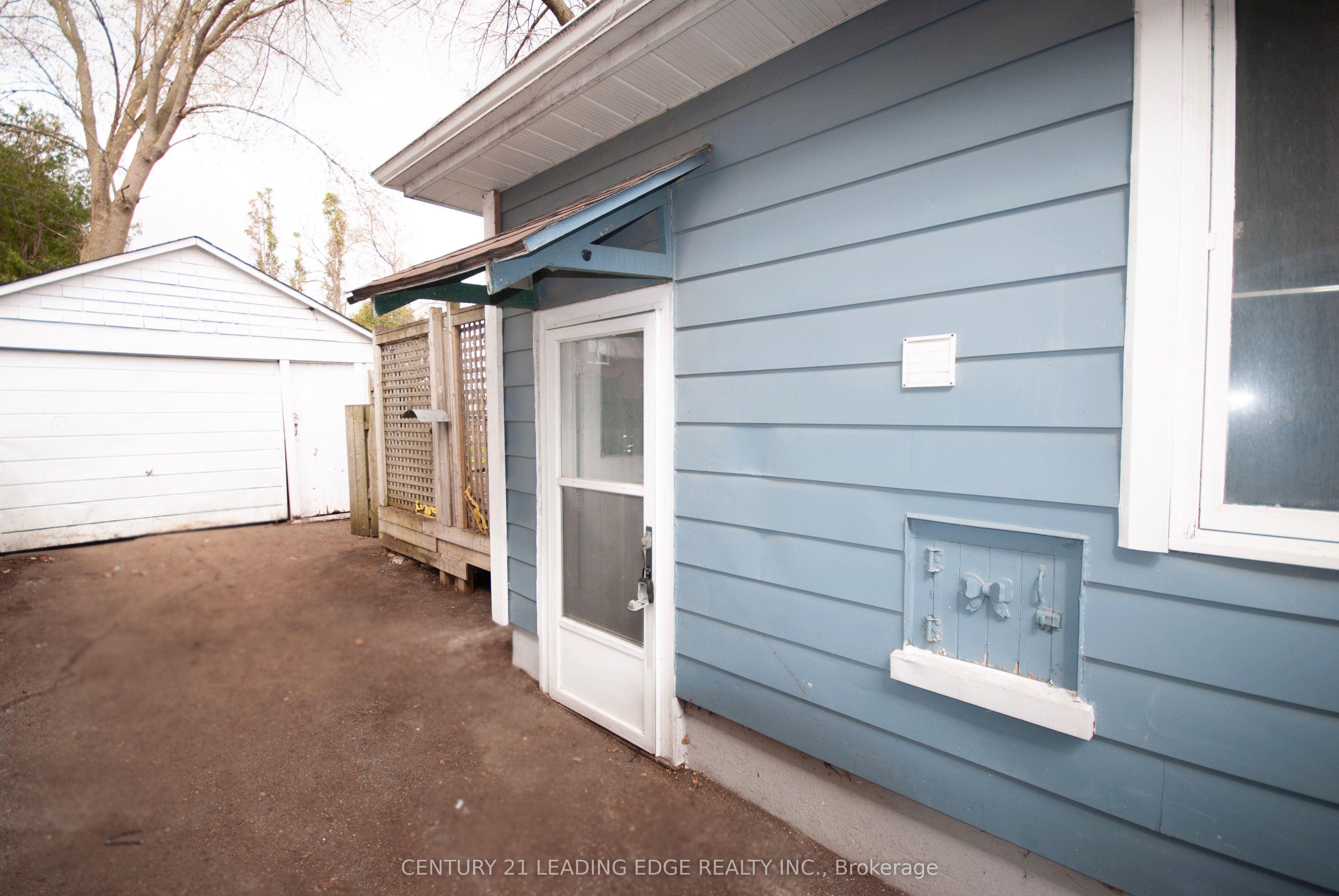 208 Oshawa Boulevard N, Oshawa, ON L1G 5S9 photo 4