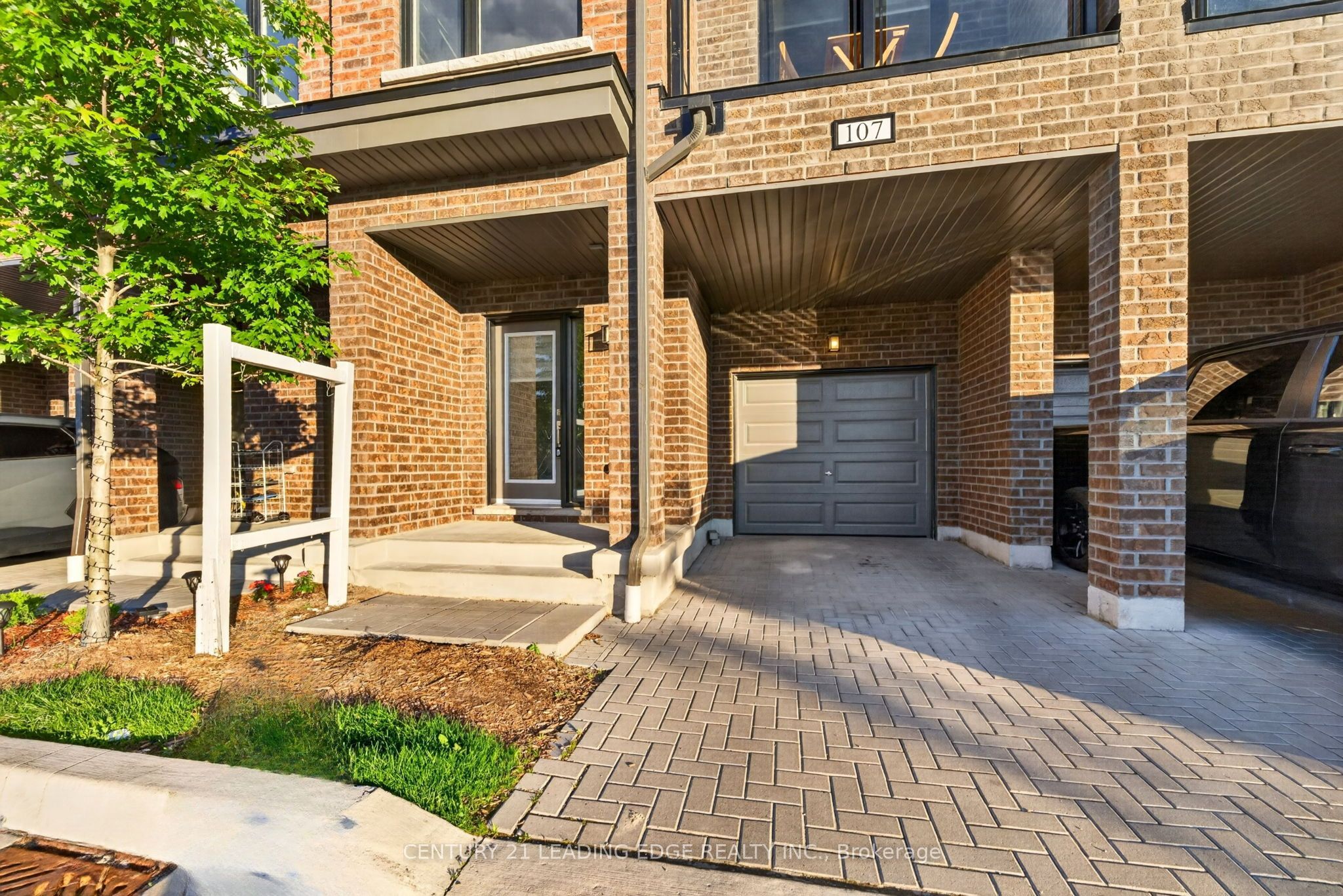 1865 Pickering Parkway, Pickering, ON L1V 7K3 photo 2