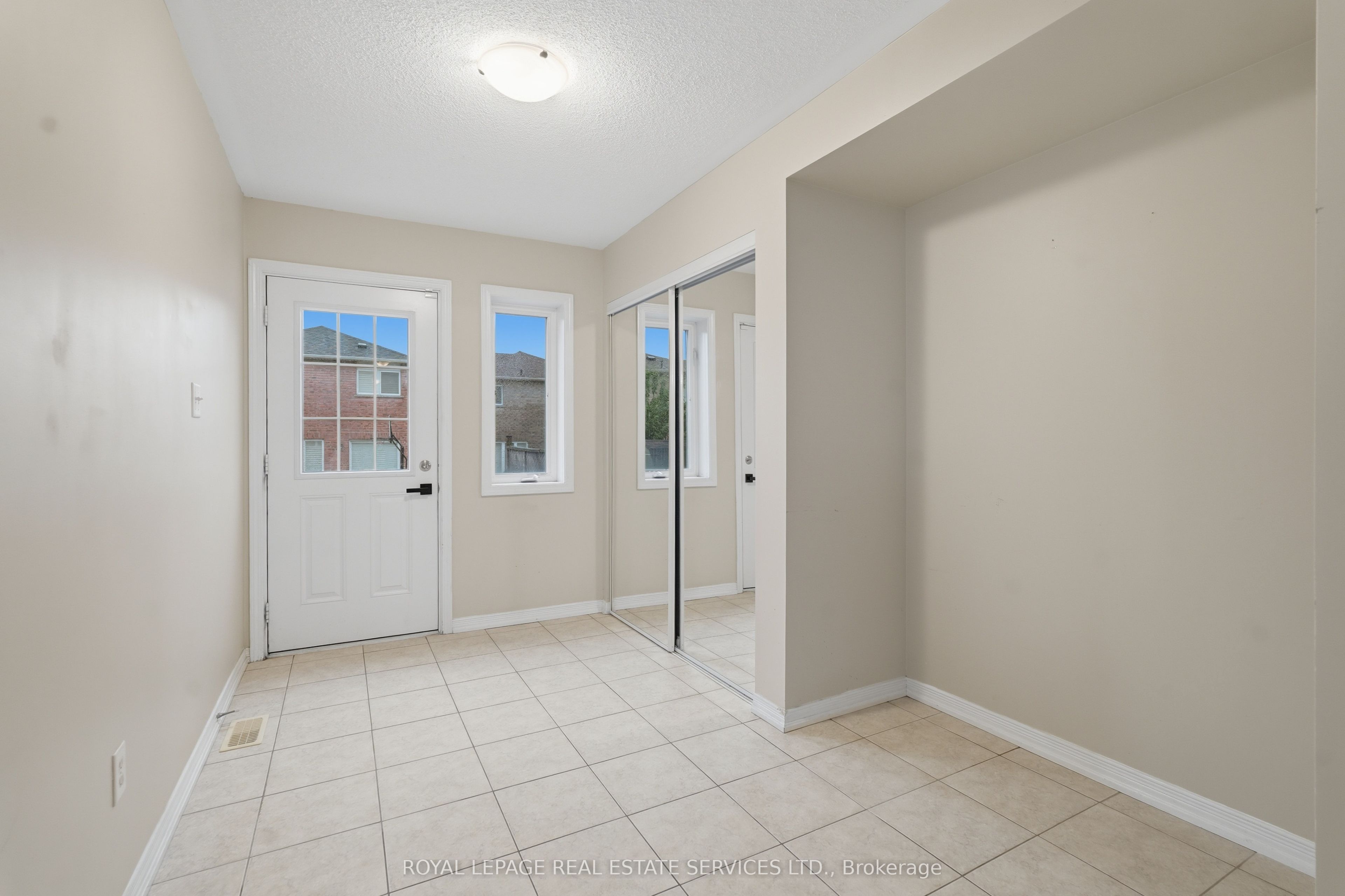 97 National Street, Toronto, ON M1M 0A3 photo 4
