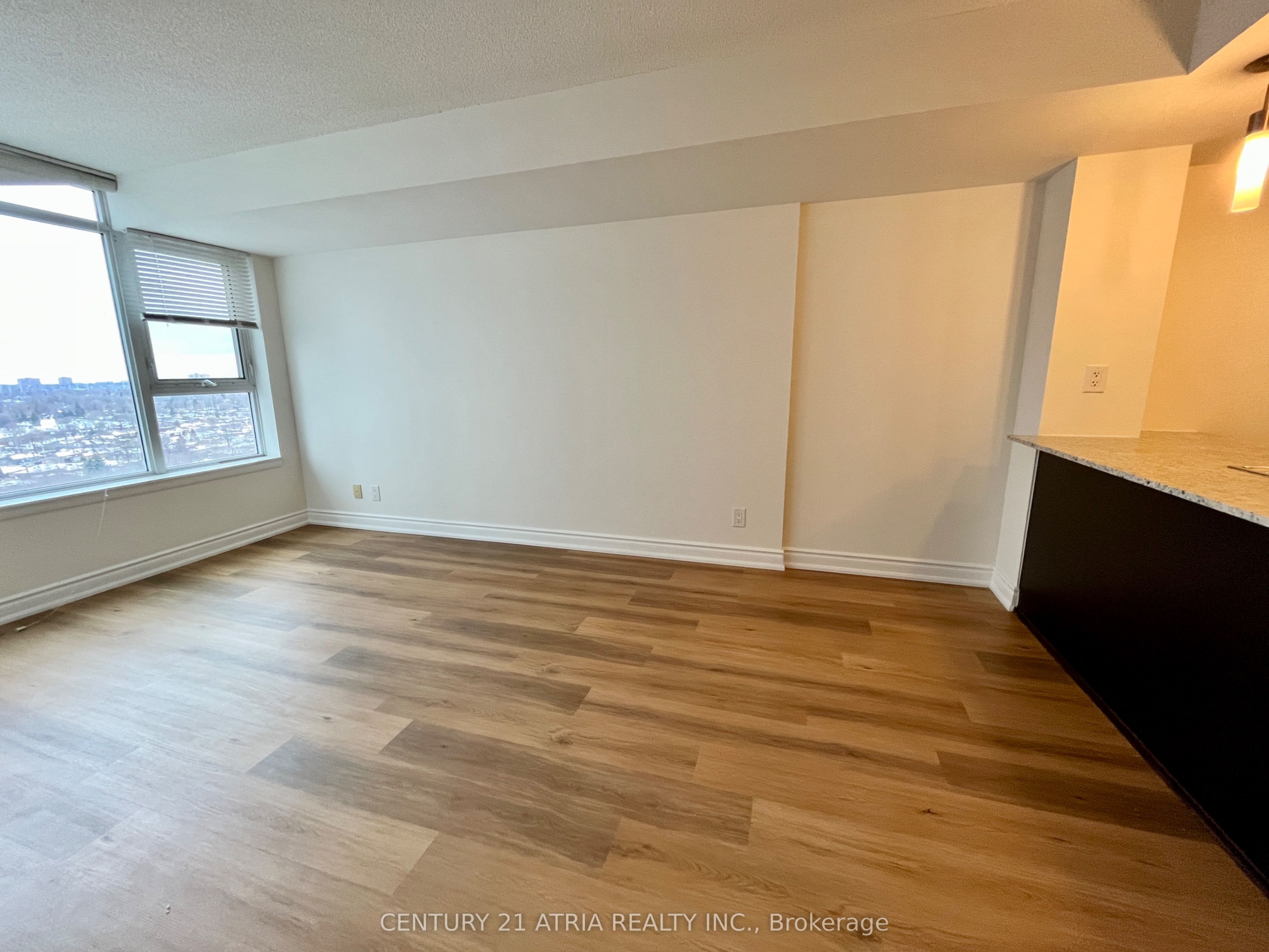25 Town Centre Court 1906, Toronto, ON M1P 0B4 photo 2