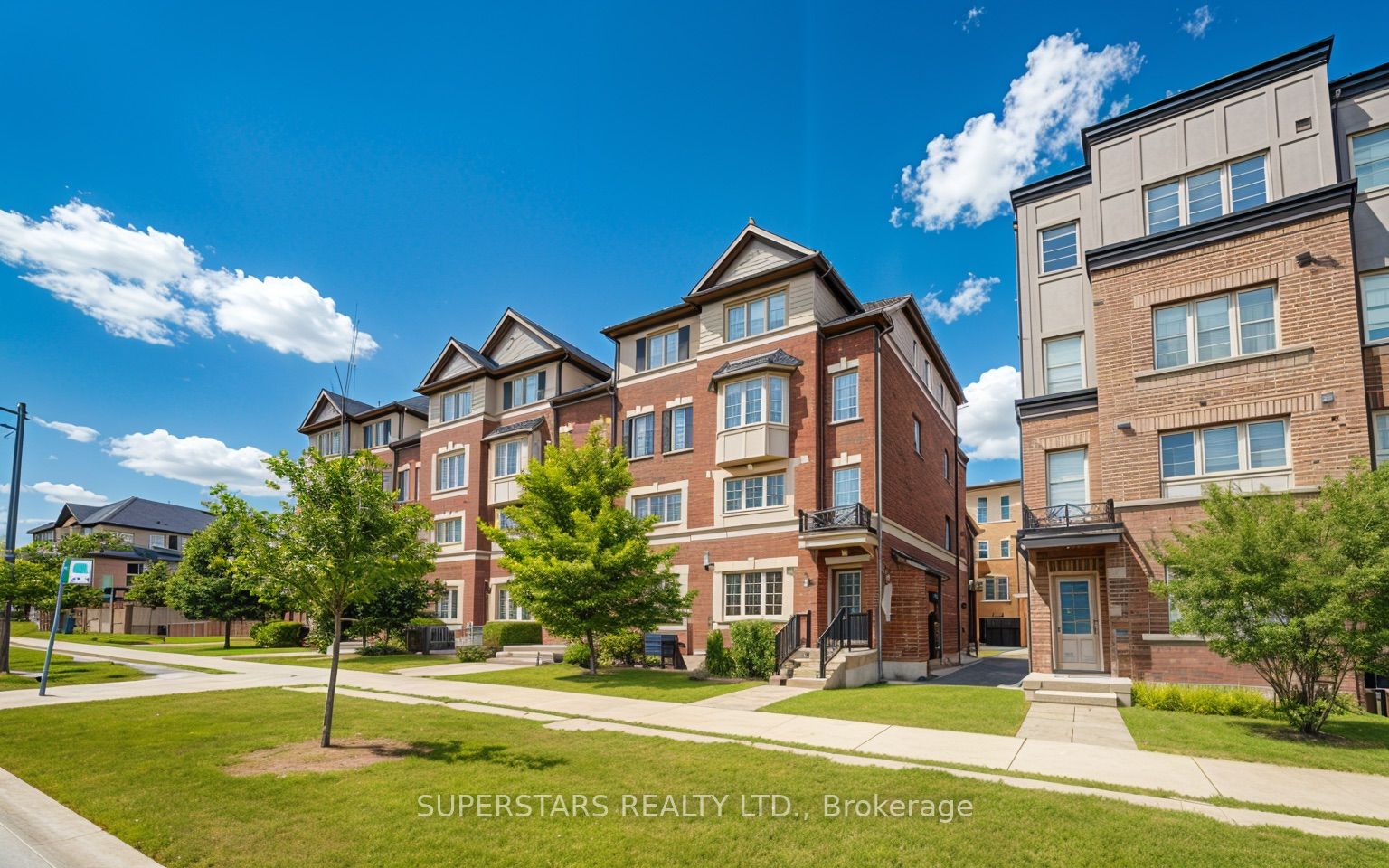 2775 Deputy Minister Path, Oshawa, ON L1L 0M7
