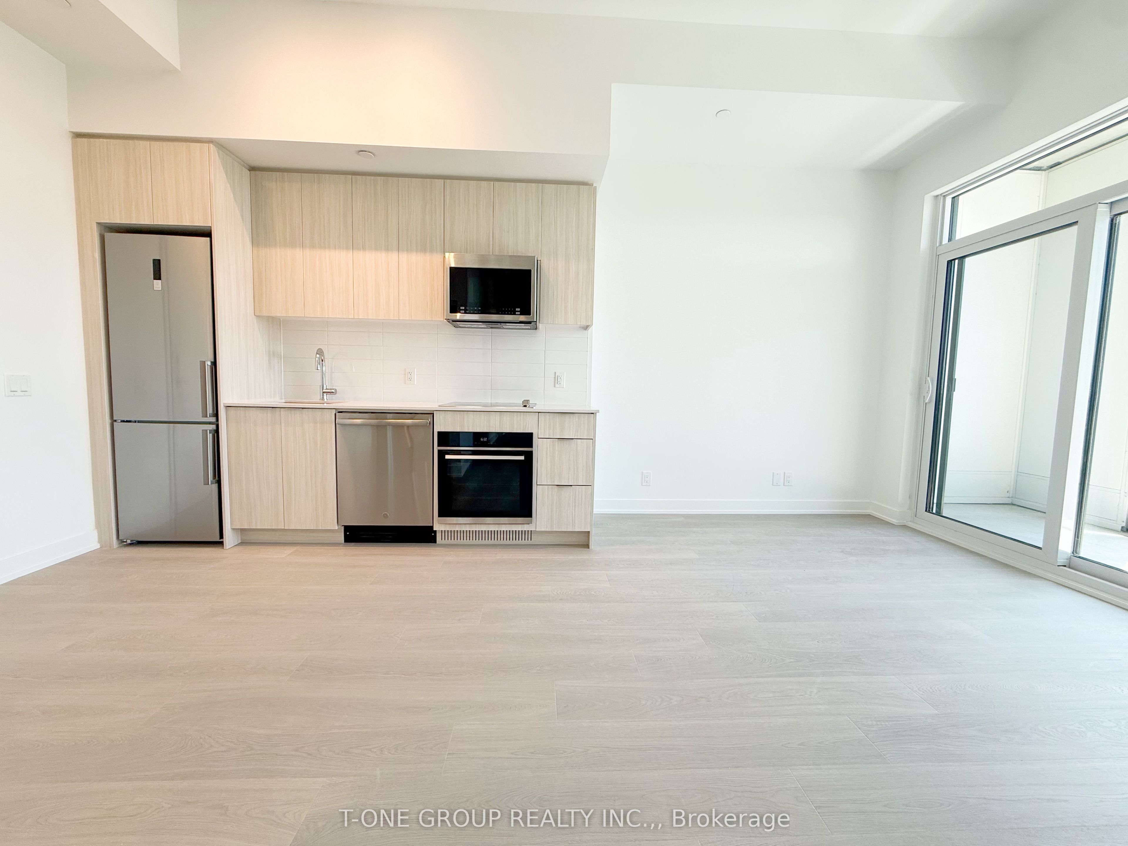 20 Deans Drive 806, Toronto, ON M1L 0J7