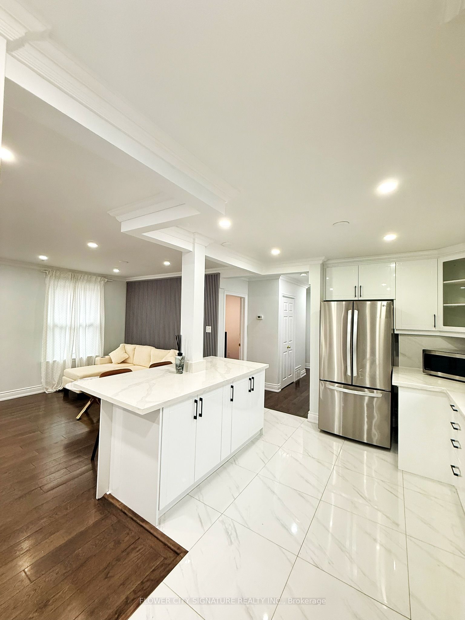 753 Scarborough Golf Club Road, Toronto, ON M1G 1H9 photo 5