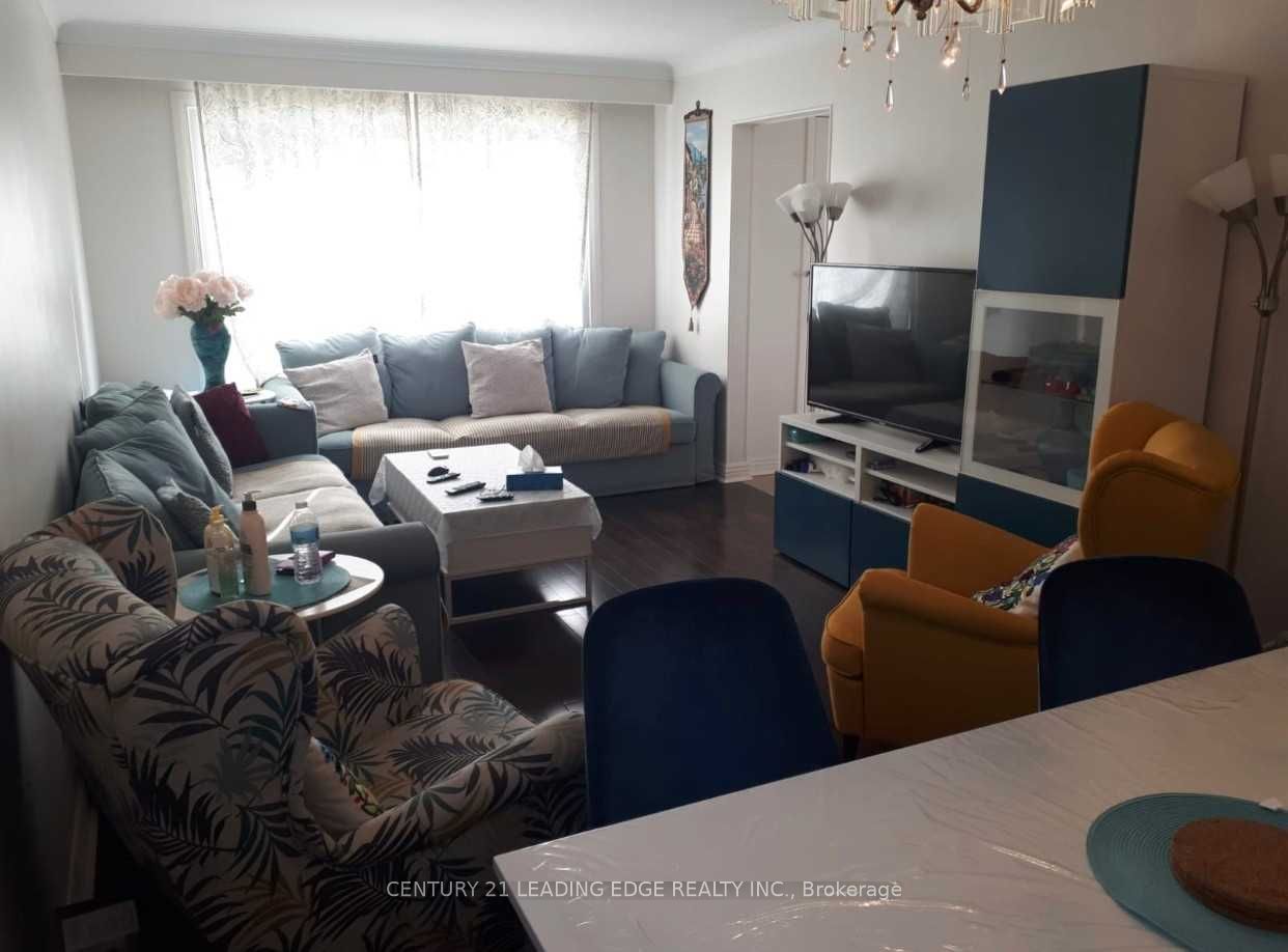 11 White Abbey Park Main Fl, Toronto, ON M1R 4R3 photo 4