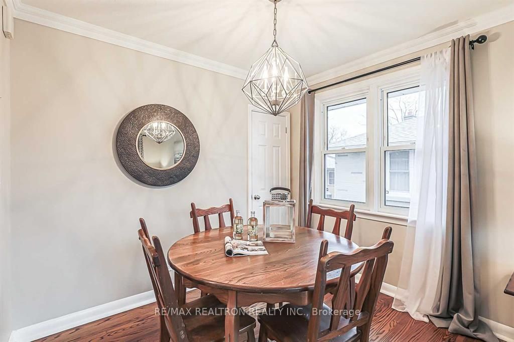 917 Henry Street, Whitby, ON L1N 5E6 photo 2