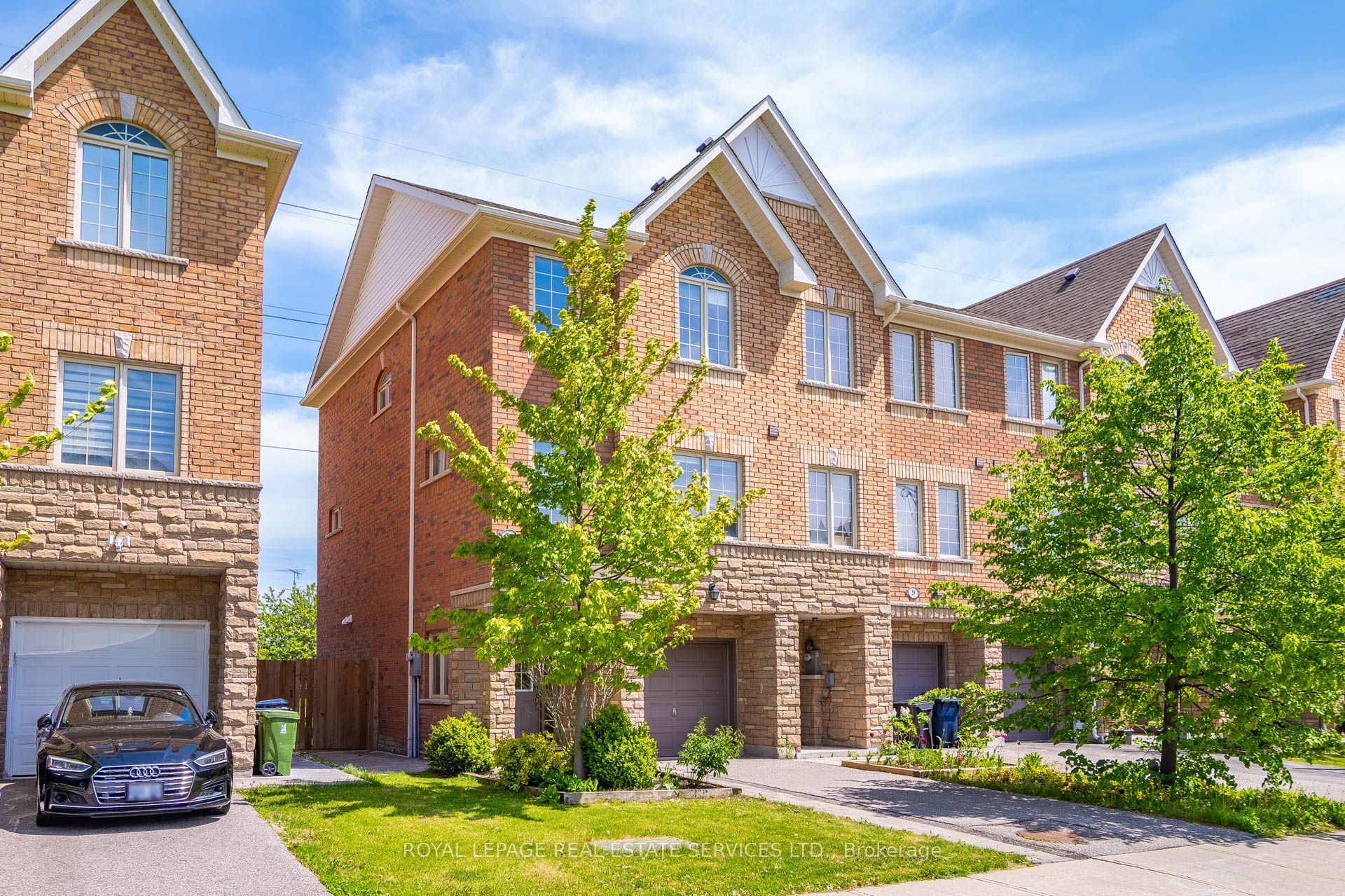 61 Pidgeon Street, Toronto, ON M1L 0C8 photo 2