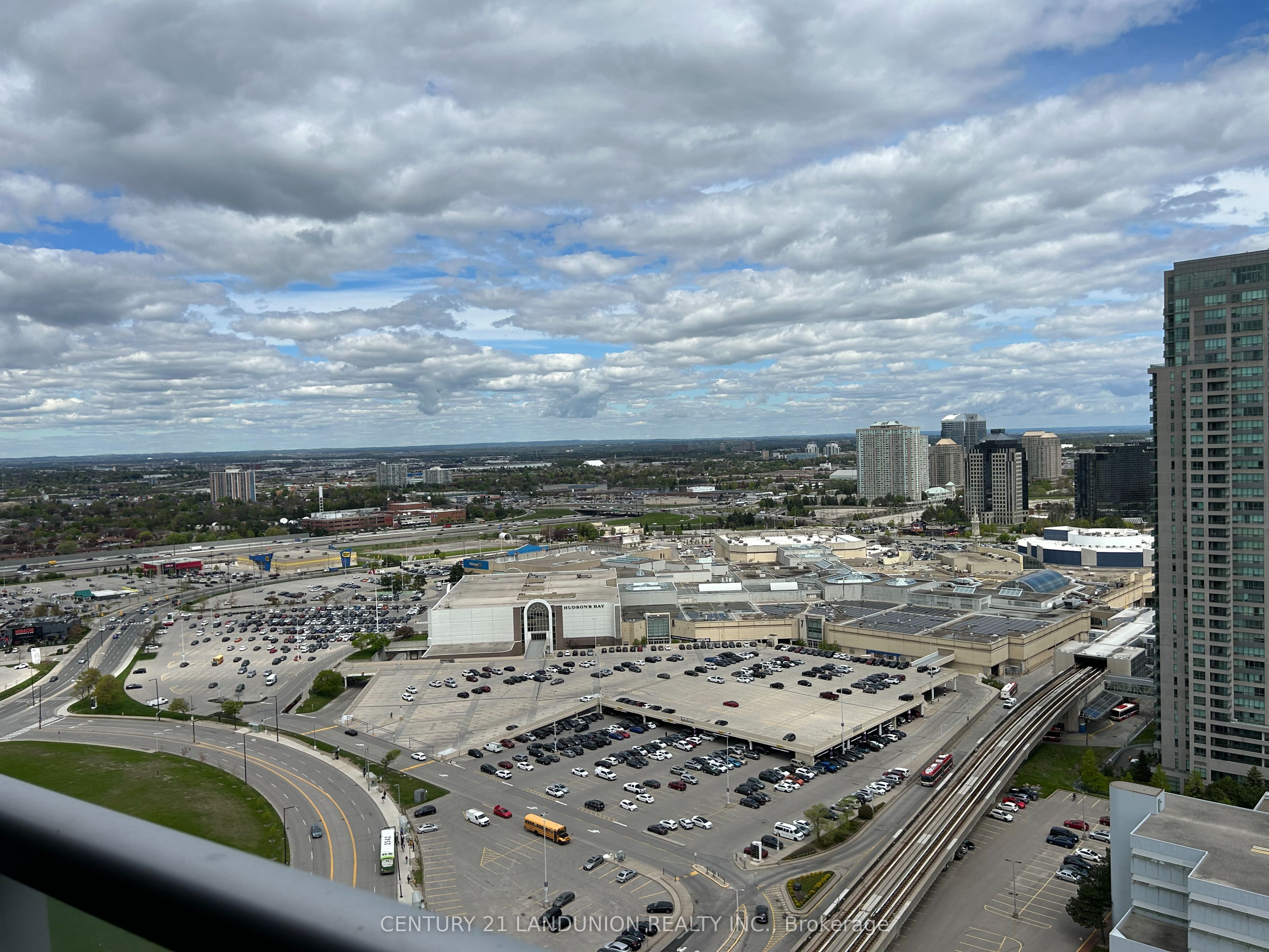 83 Borough Drive 2807, Toronto, ON M1P 5E4 photo 4