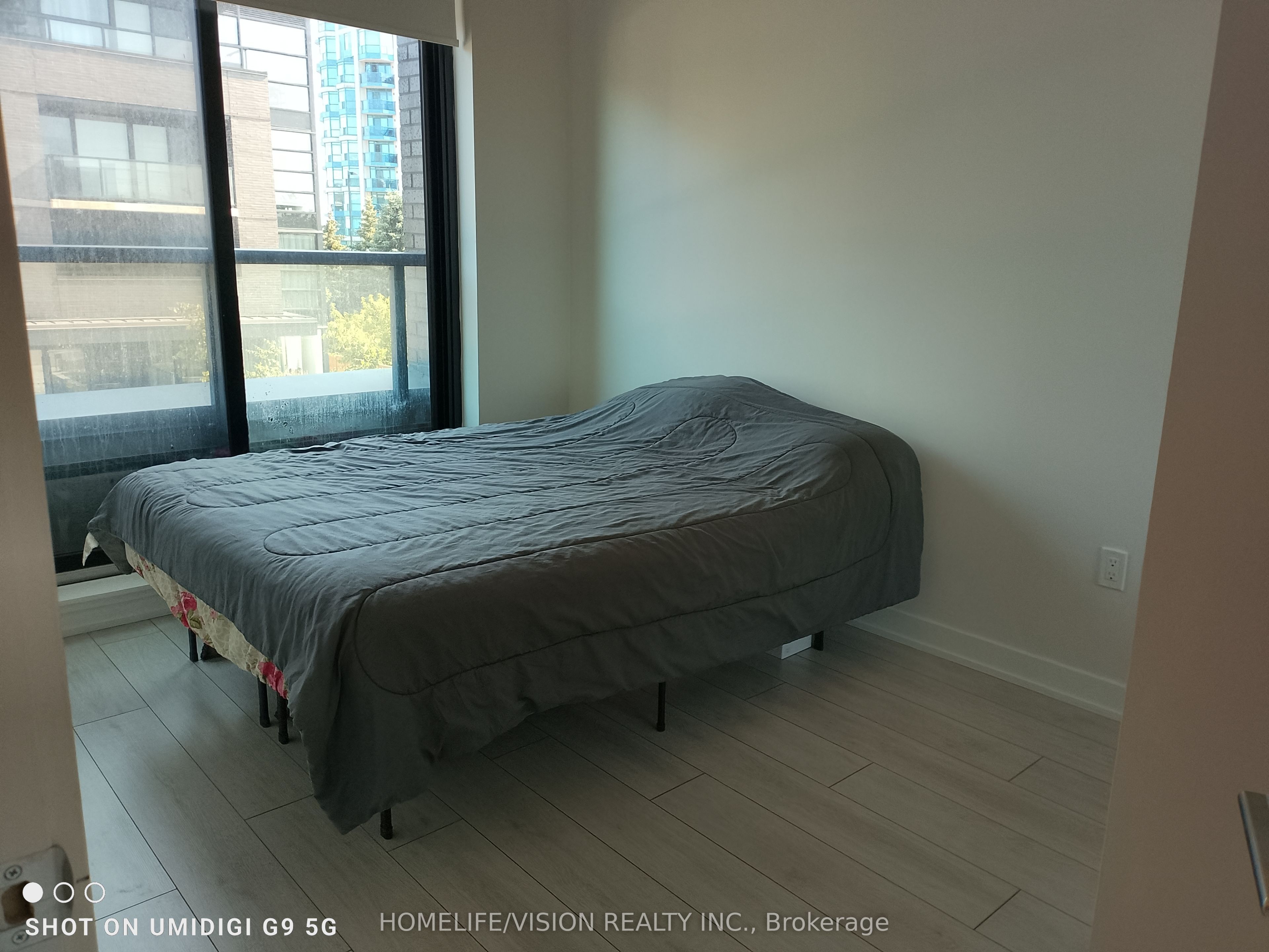 1606 Charles Street 204, Whitby, ON L1N 0P1 photo 5