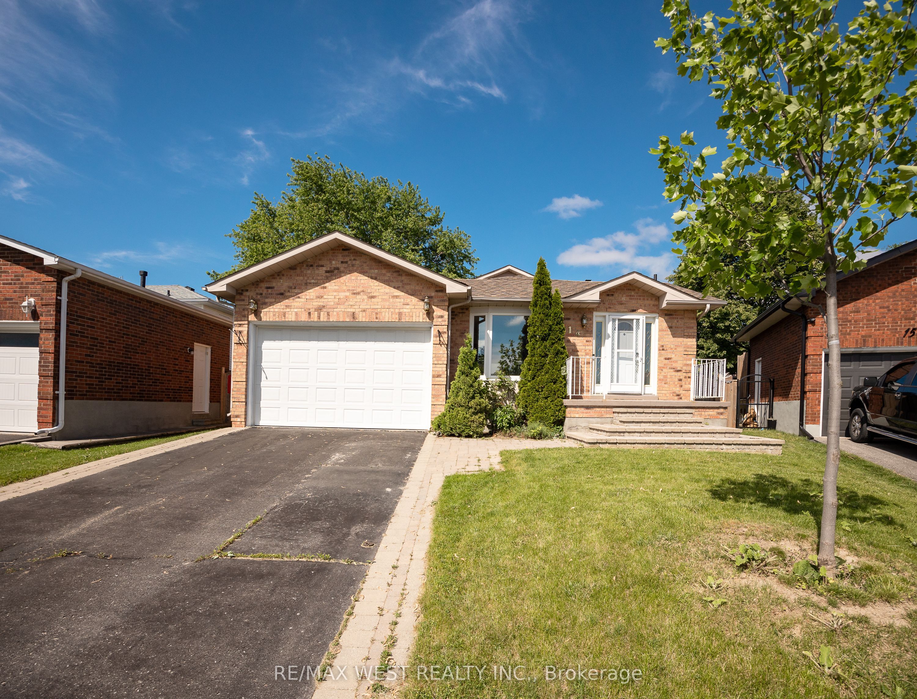 14 Souch Court, Clarington, ON L1C 4G3 photo 3