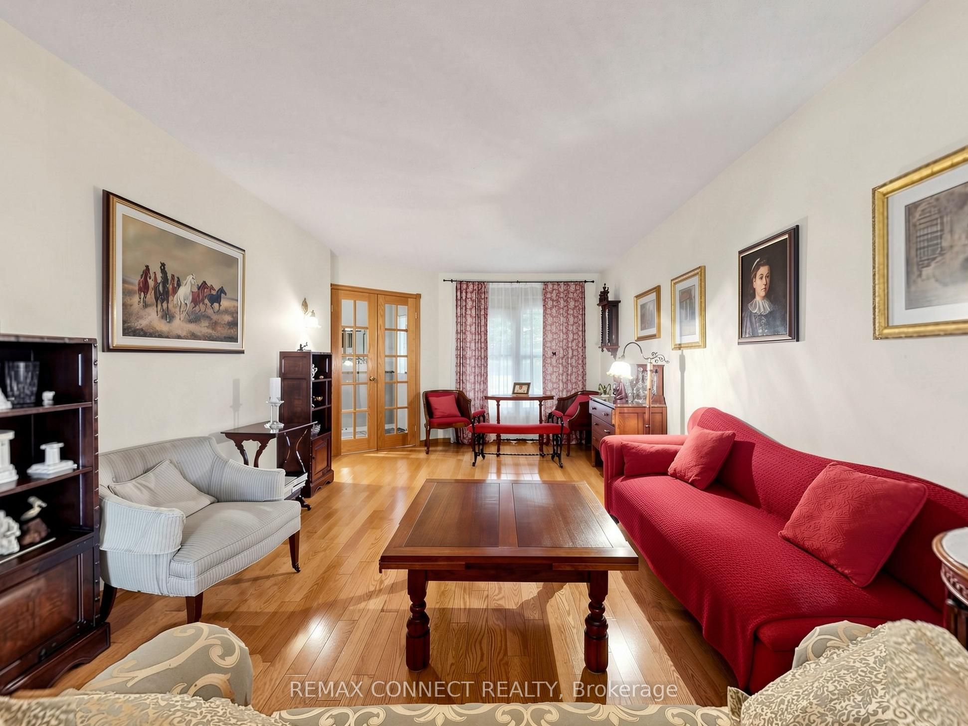 60 Starspray Boulevard, Toronto, ON M1C 4P3 photo 5