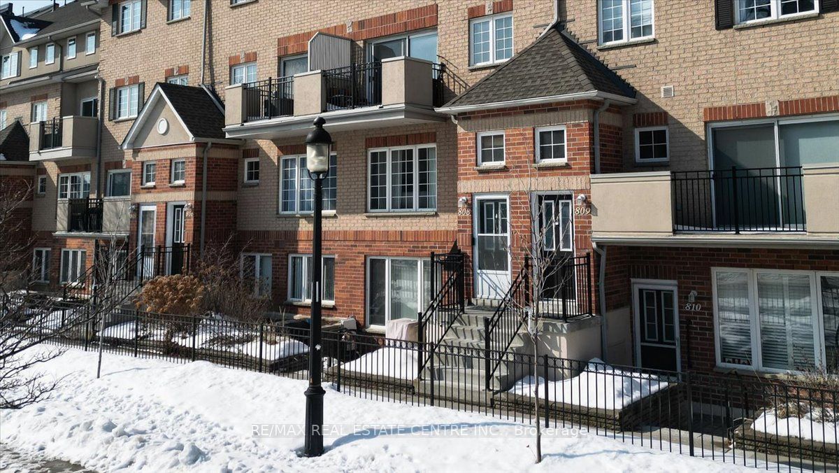 1400 The Esplanade N/A N 808, Pickering, ON L1V 6V2 photo 2