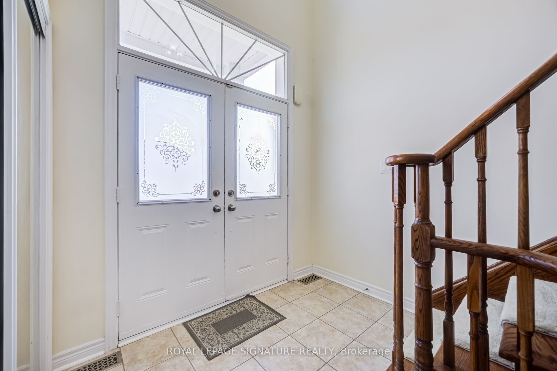 44 Selby Drive, Ajax, ON L1T 0H5 photo 4