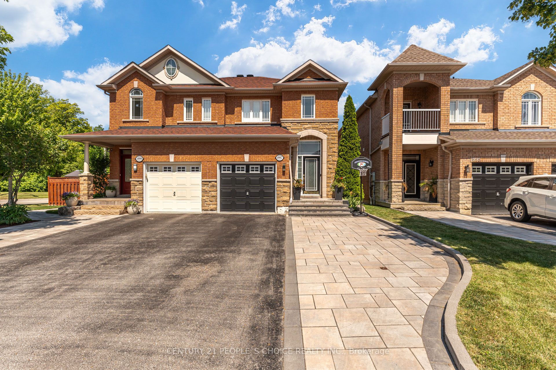 1997 Calvington Drive, Pickering, ON L1V 7J3 photo 2