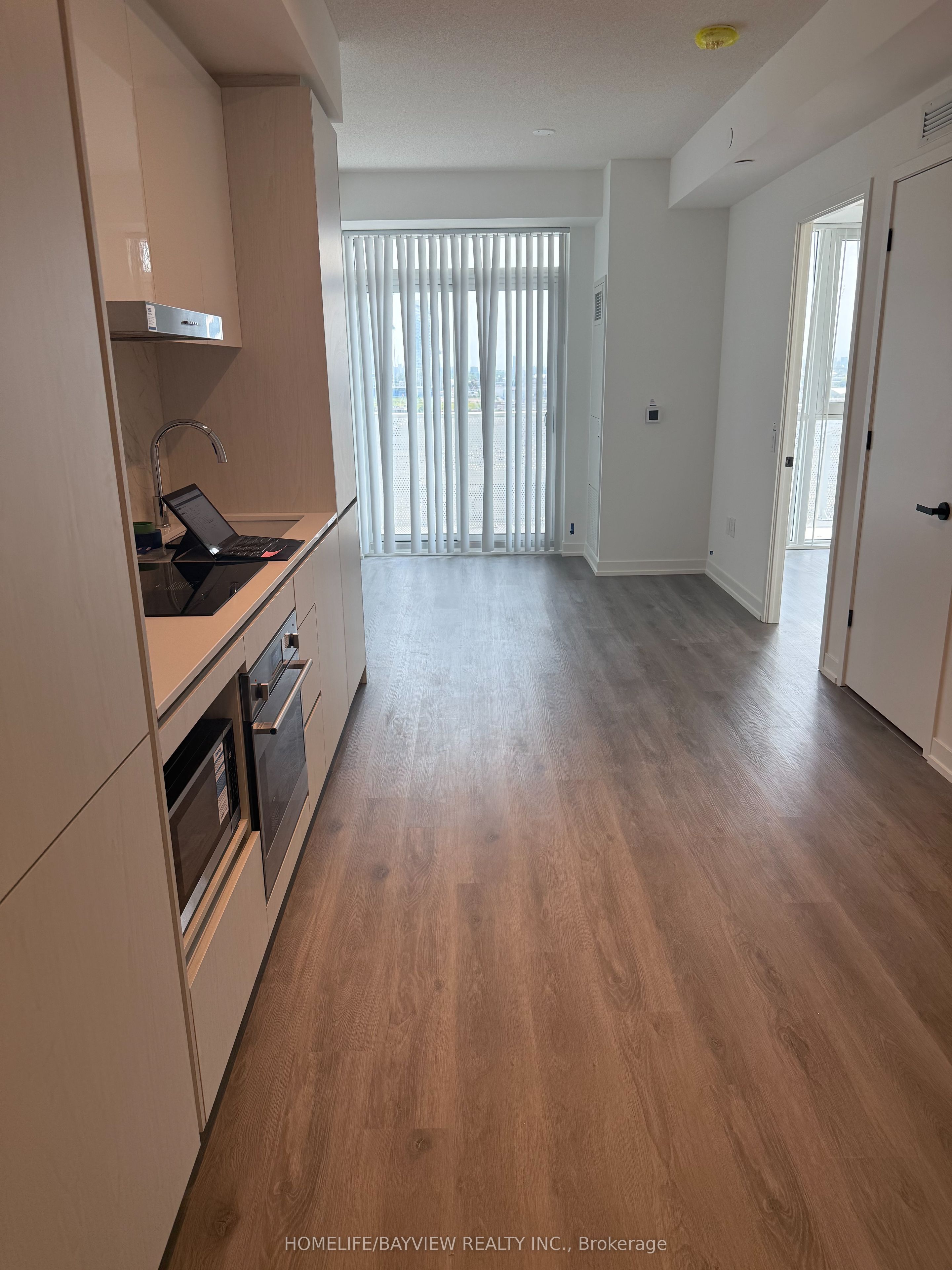 2545 Simcoe Street 2421, Oshawa, ON L1L 0W3